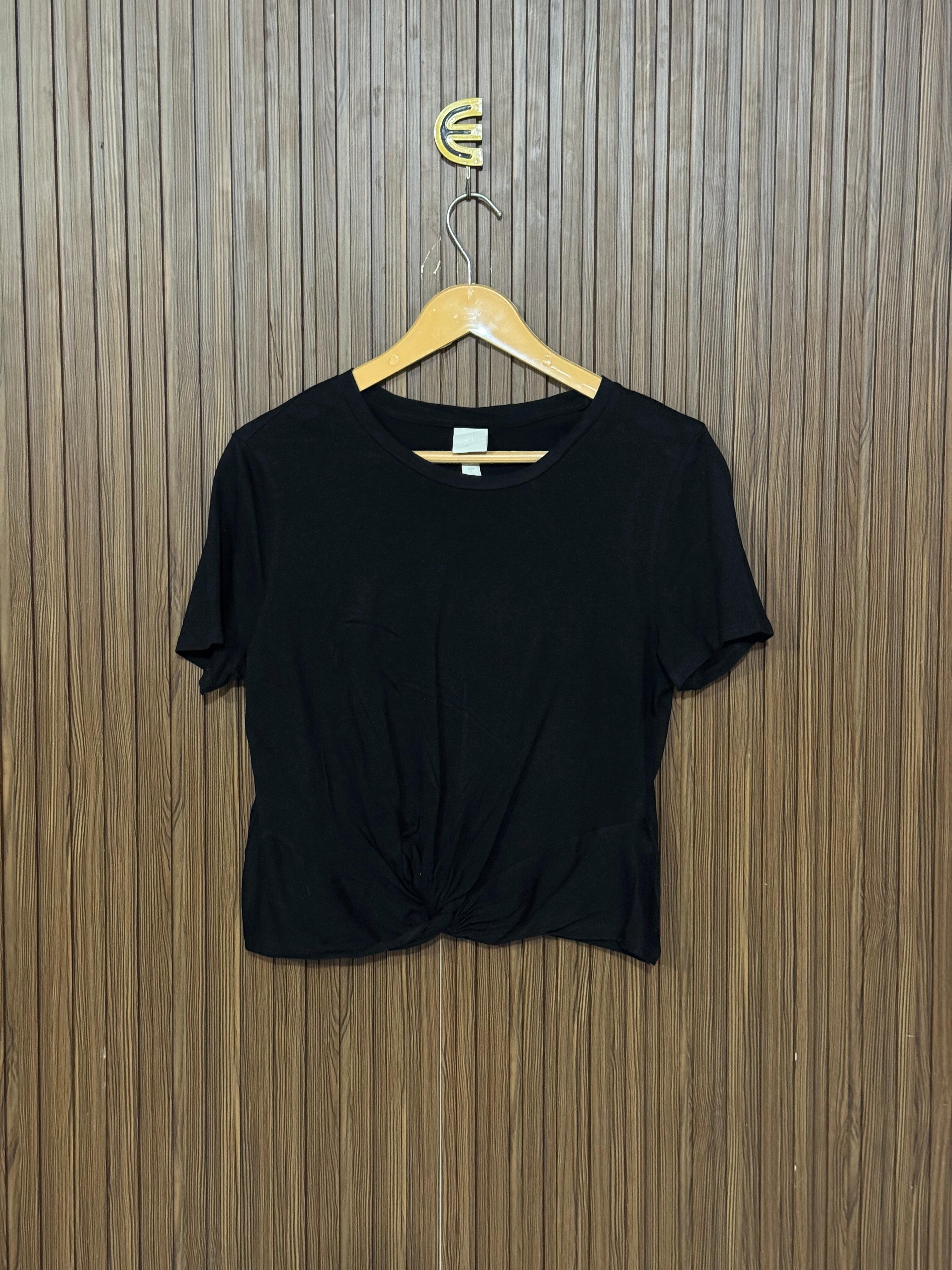 Chest 18 Length 18 Black Twist