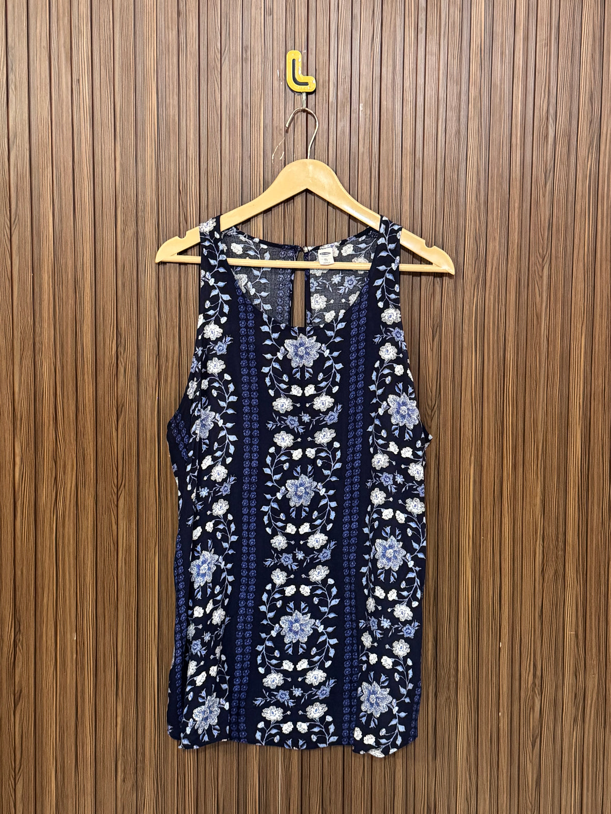 Chest 23 Length 27 Fabric Silk Daily Sleeveless