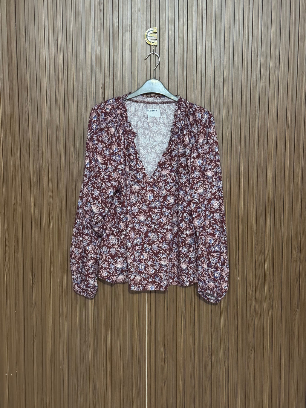 Chest 21 Length 24 Fabric nylon Maroon V-Neck Top