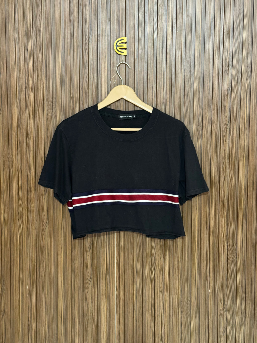 Chest 19 Length 15 Petal Rib Crop