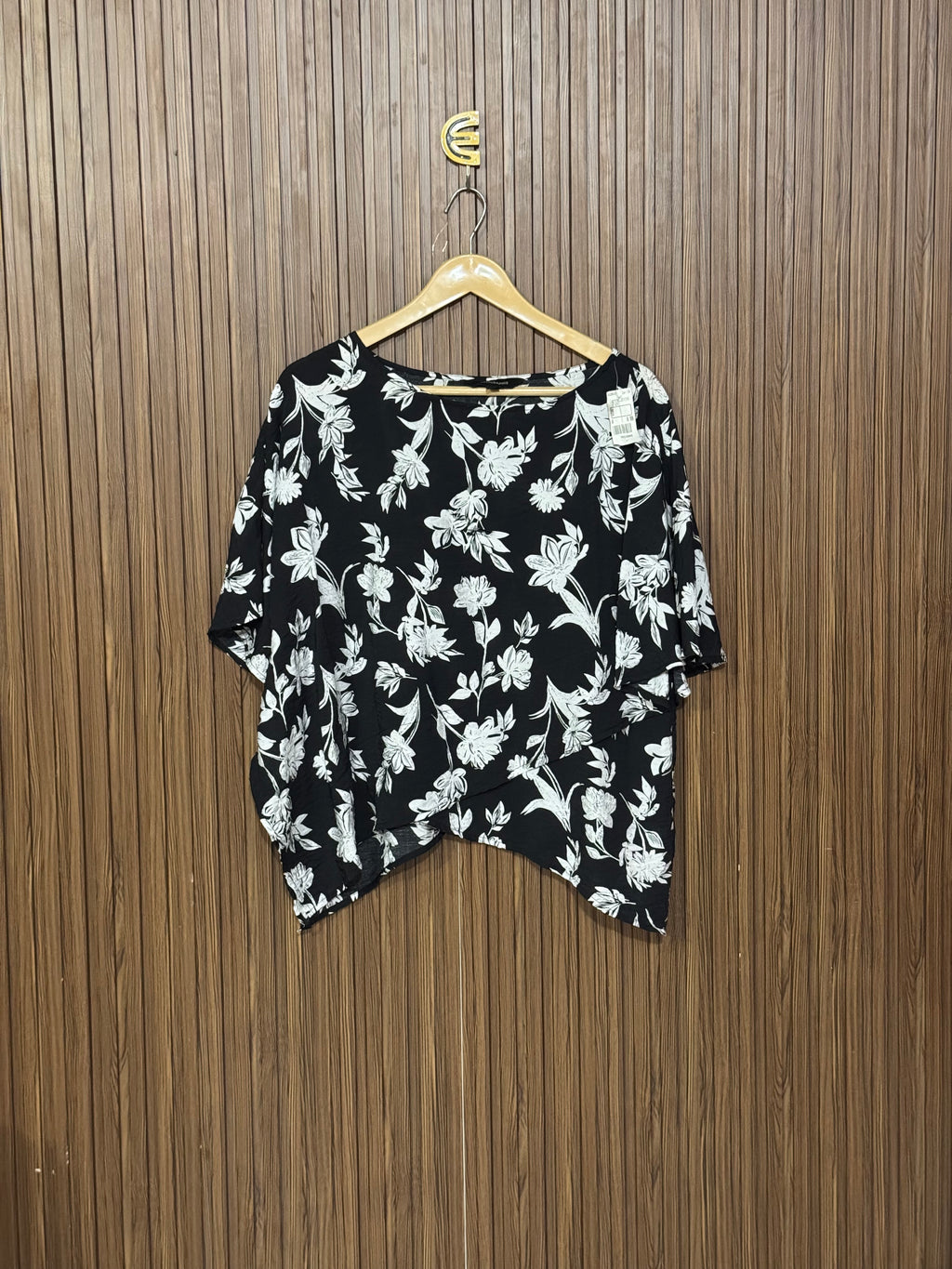 Chest 24 Length 21 Fabric Silk Rose Print