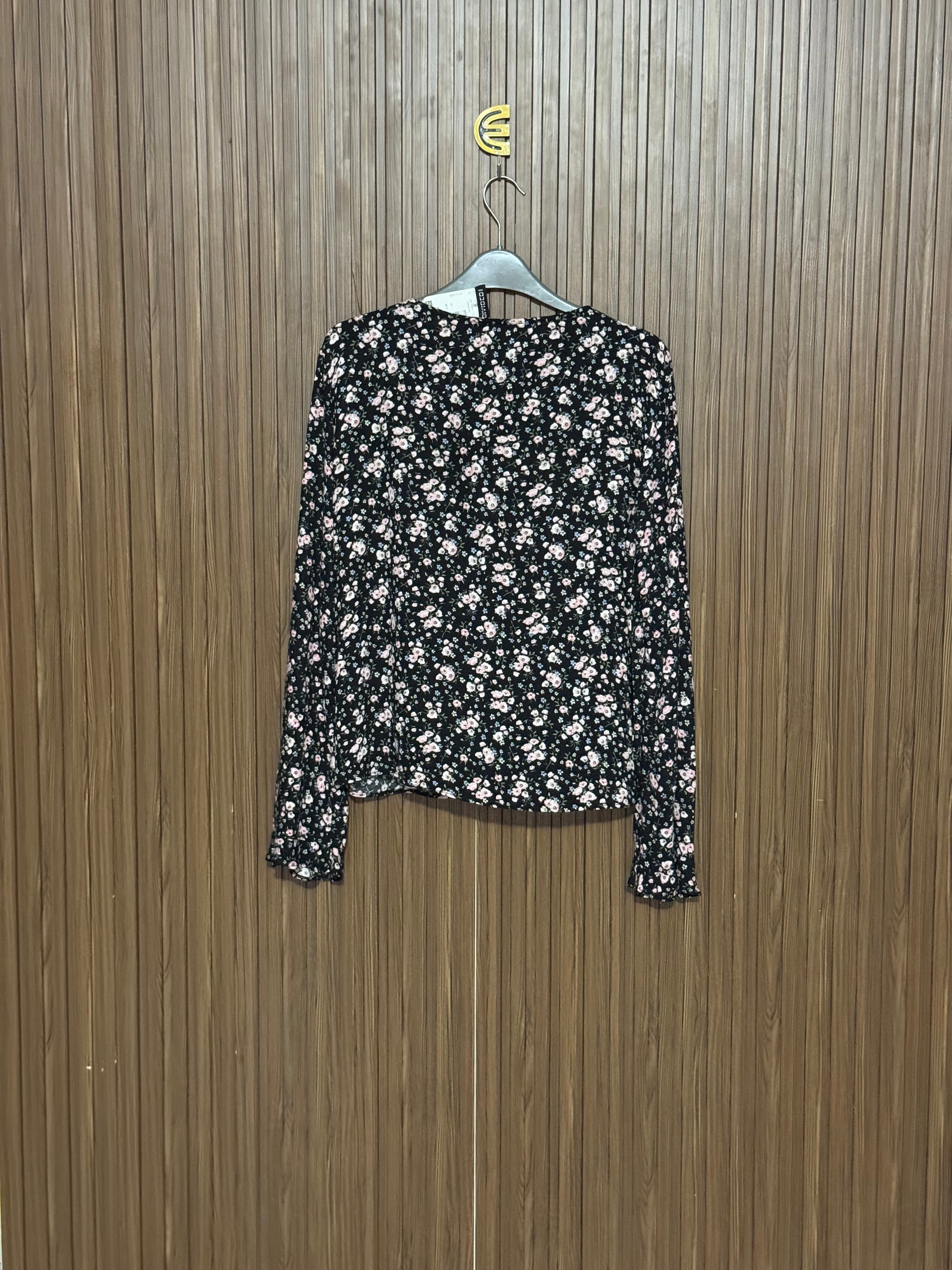 Chest 19 Length 22 Fabric Shifon Black Printed Top