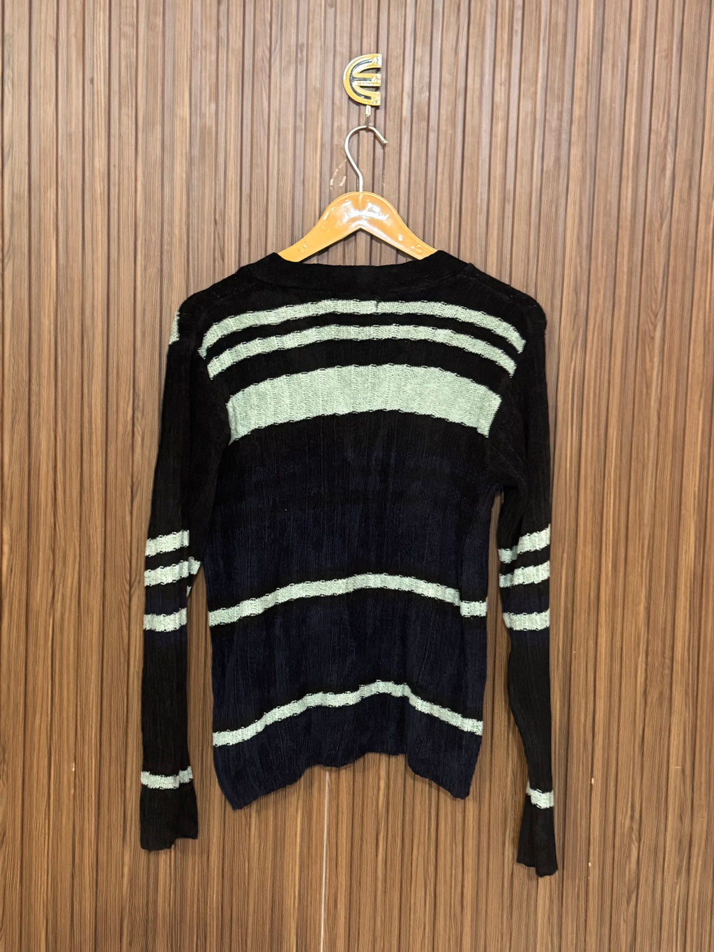 Chest 18 Length 21 Snowy Charm