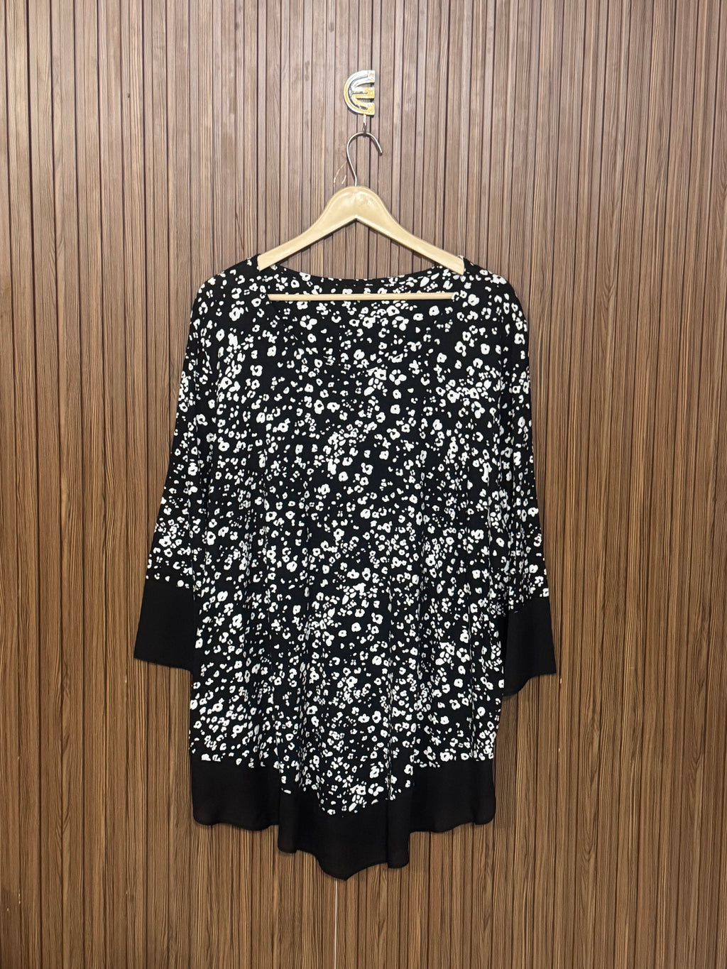 Chest 26 Baggy Length 32 Fabric Elastic Floral Casual Top