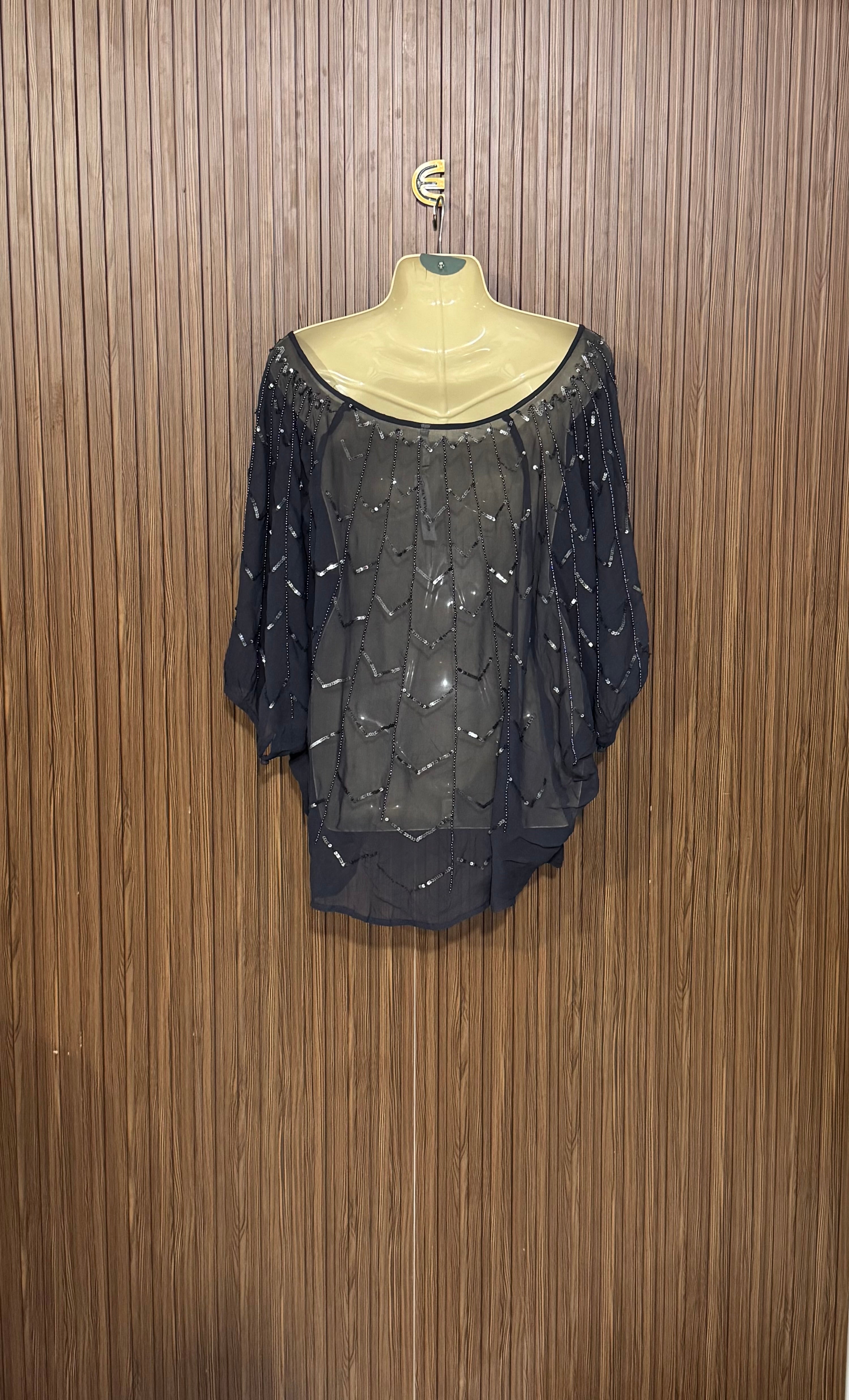 Chest Baggy Length 25 Sequin Top