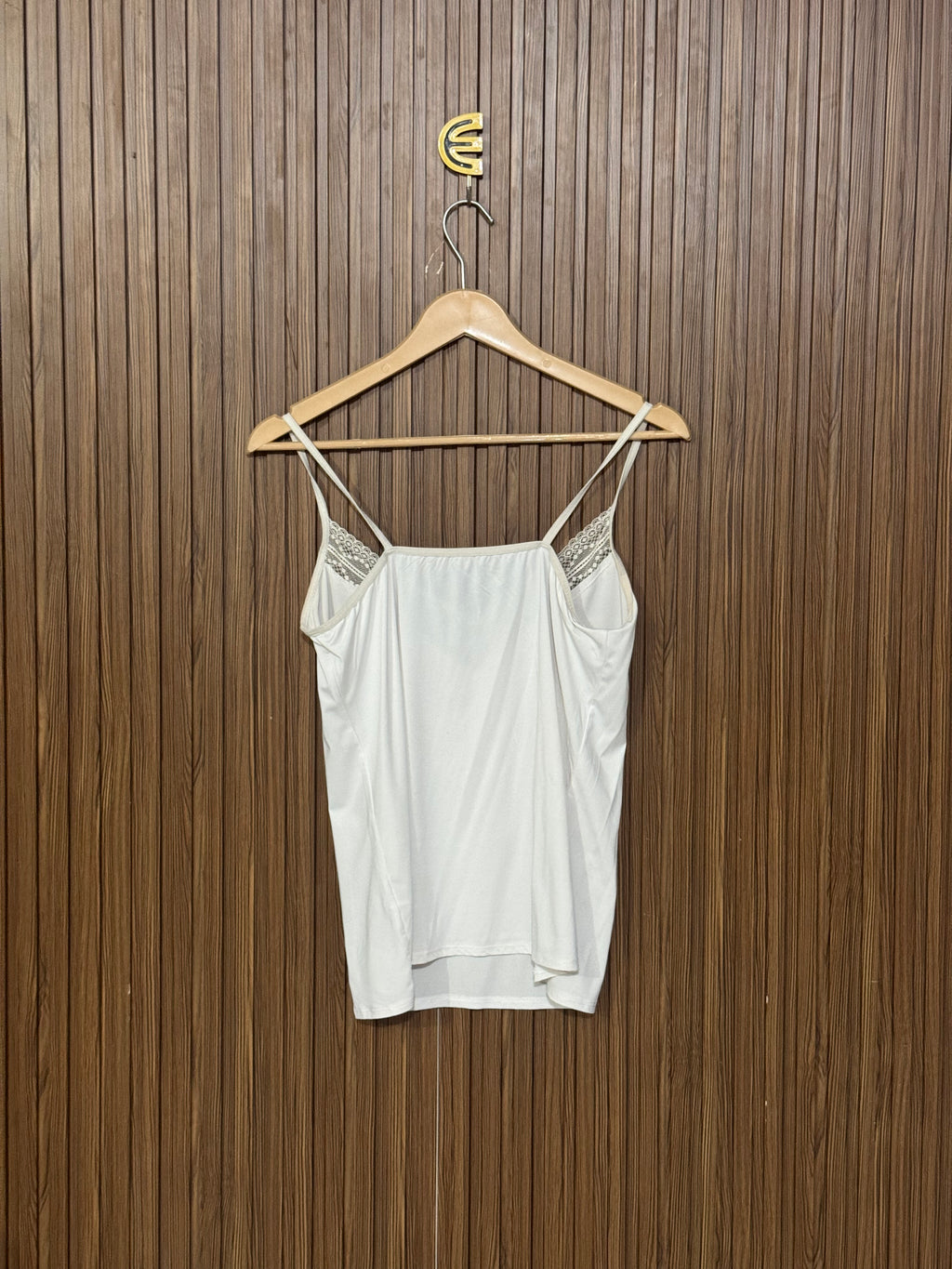 Chest 14 Length 22 Fabric Linen Light Summer