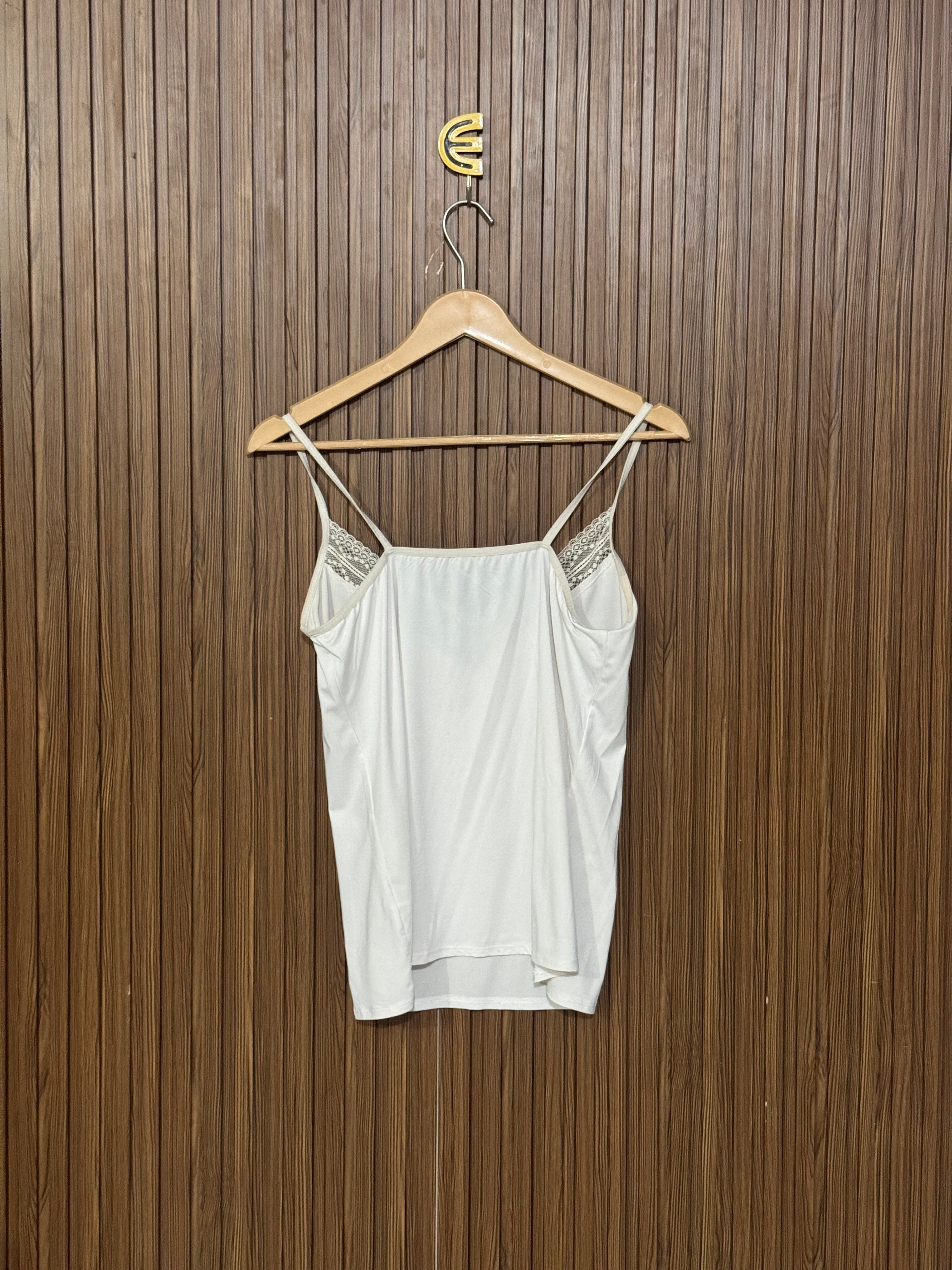 Chest 14 Length 22 Fabric Linen Light Summer