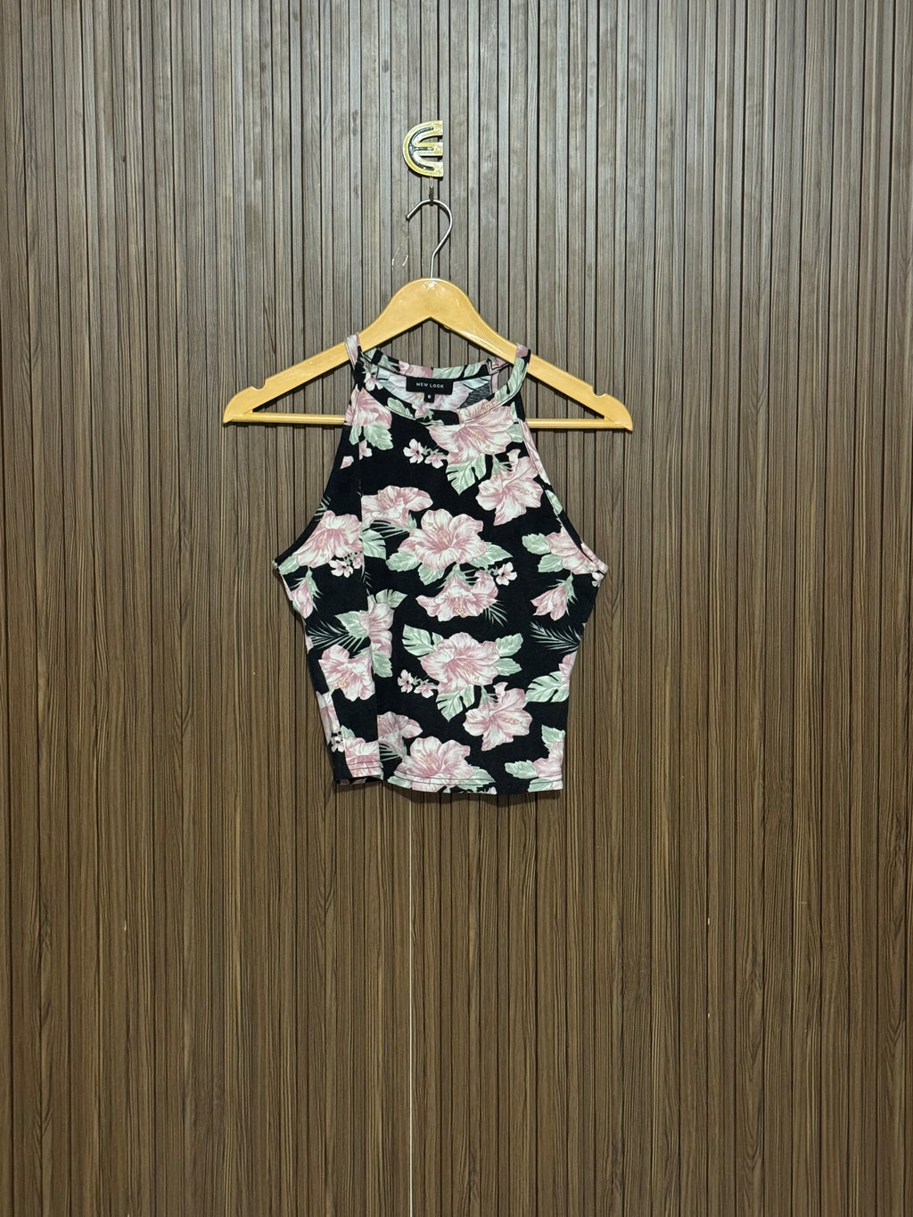Chest 15 Length 17 Black Floral