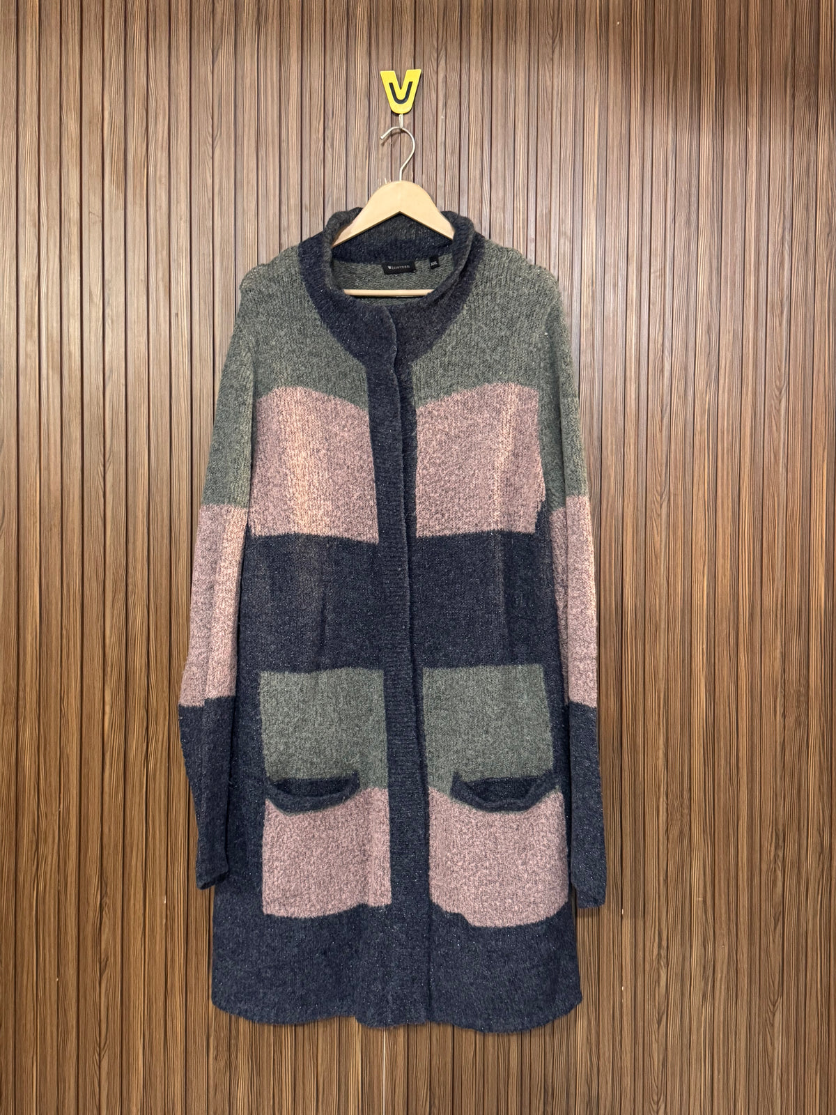 Chest Medium Length 39 Long Cotton Front Open