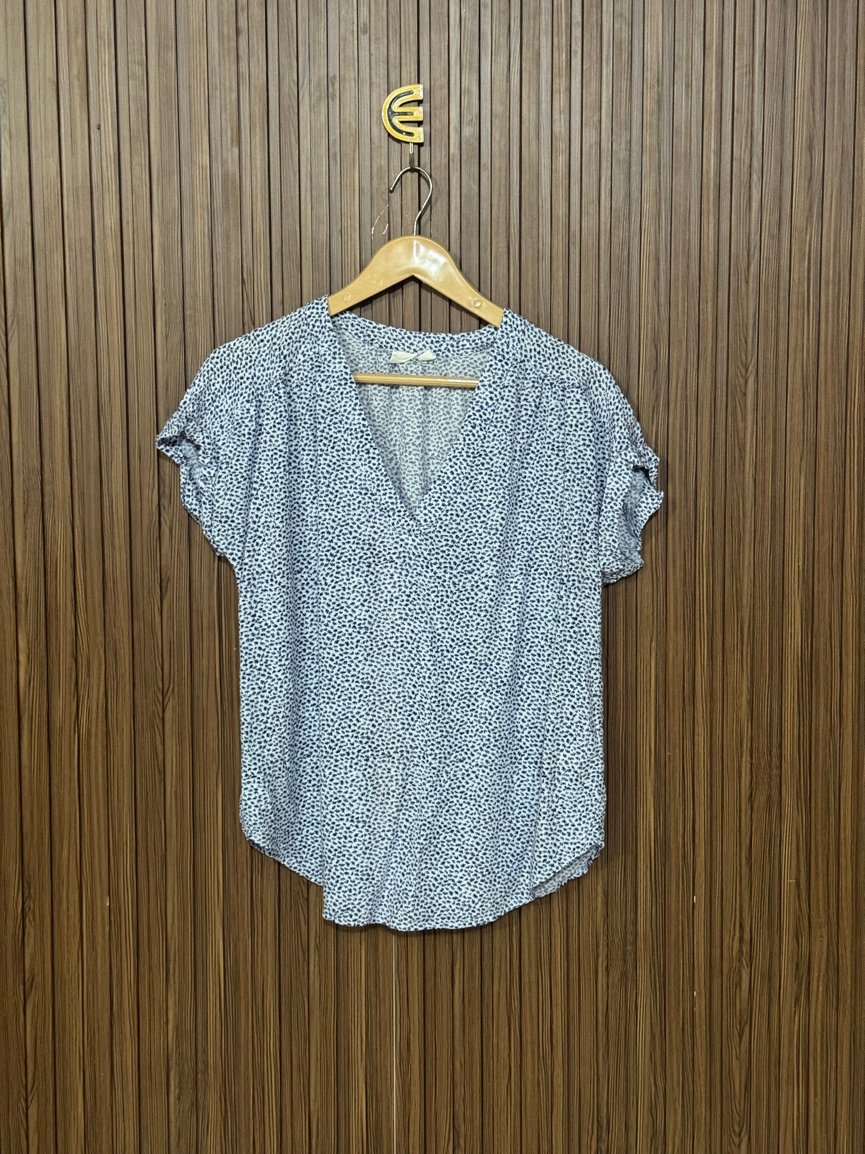 Chest 18 Length 22 Ivy Shirt