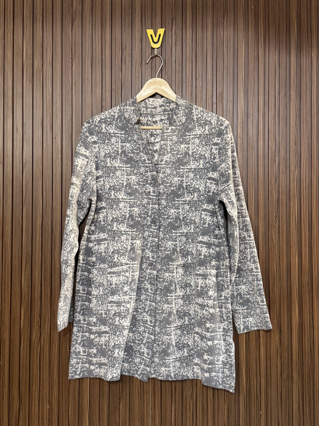 Chest 18 Length 29 Wool Front Open