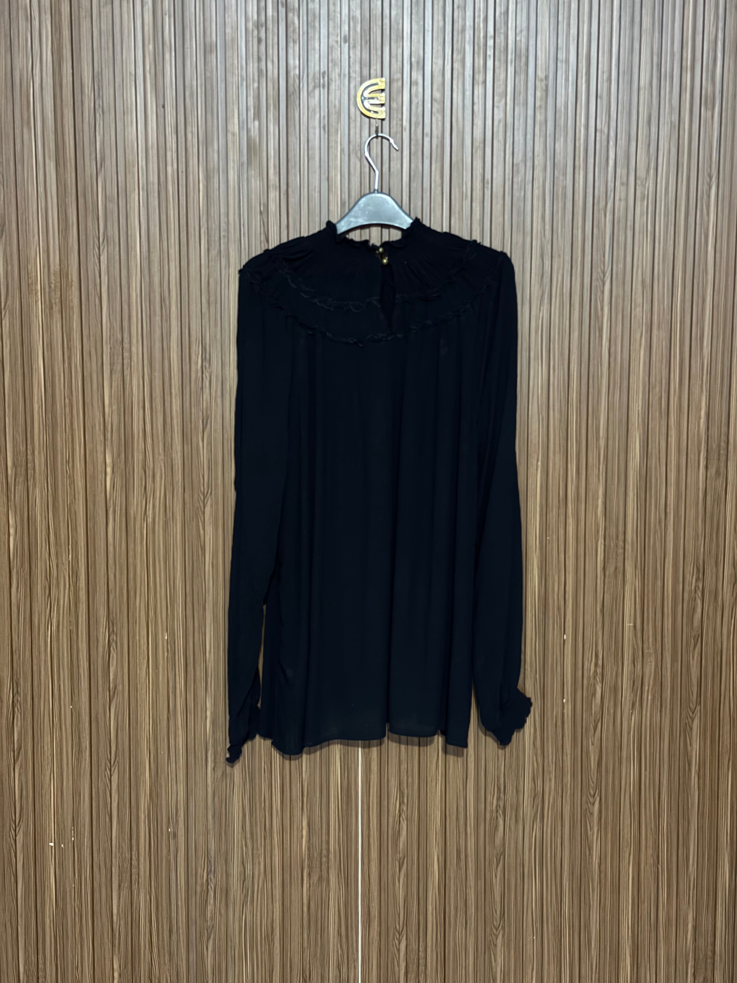 Chest 24 Length 30 Fabric Shifon Black High Neck Top
