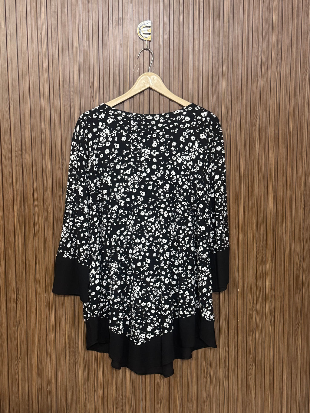 Chest 26 Baggy Length 32 Fabric Elastic Floral Casual Top