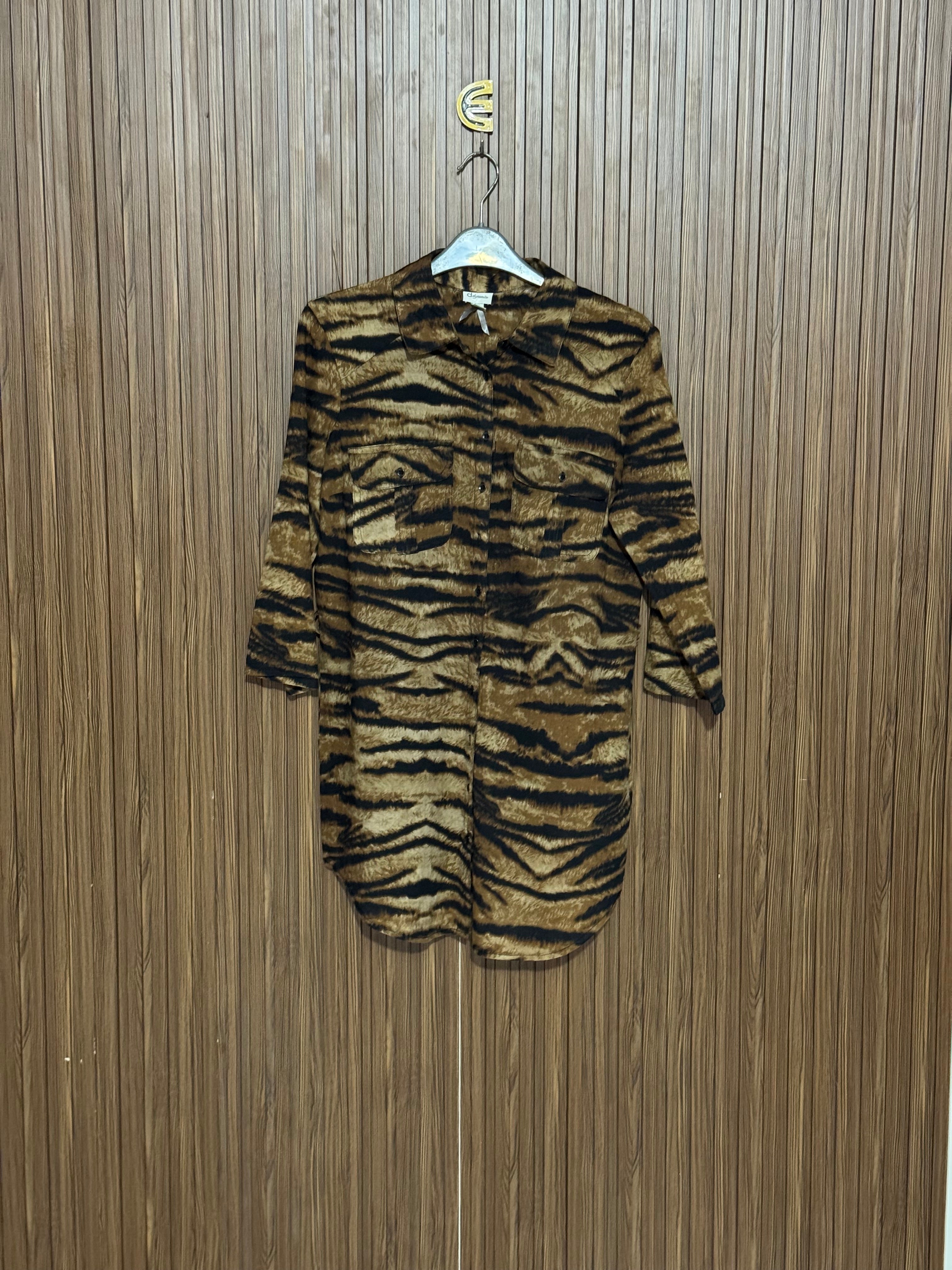 Chest 19 Length 30 Fabric Shifon Tiger Print Casual Top