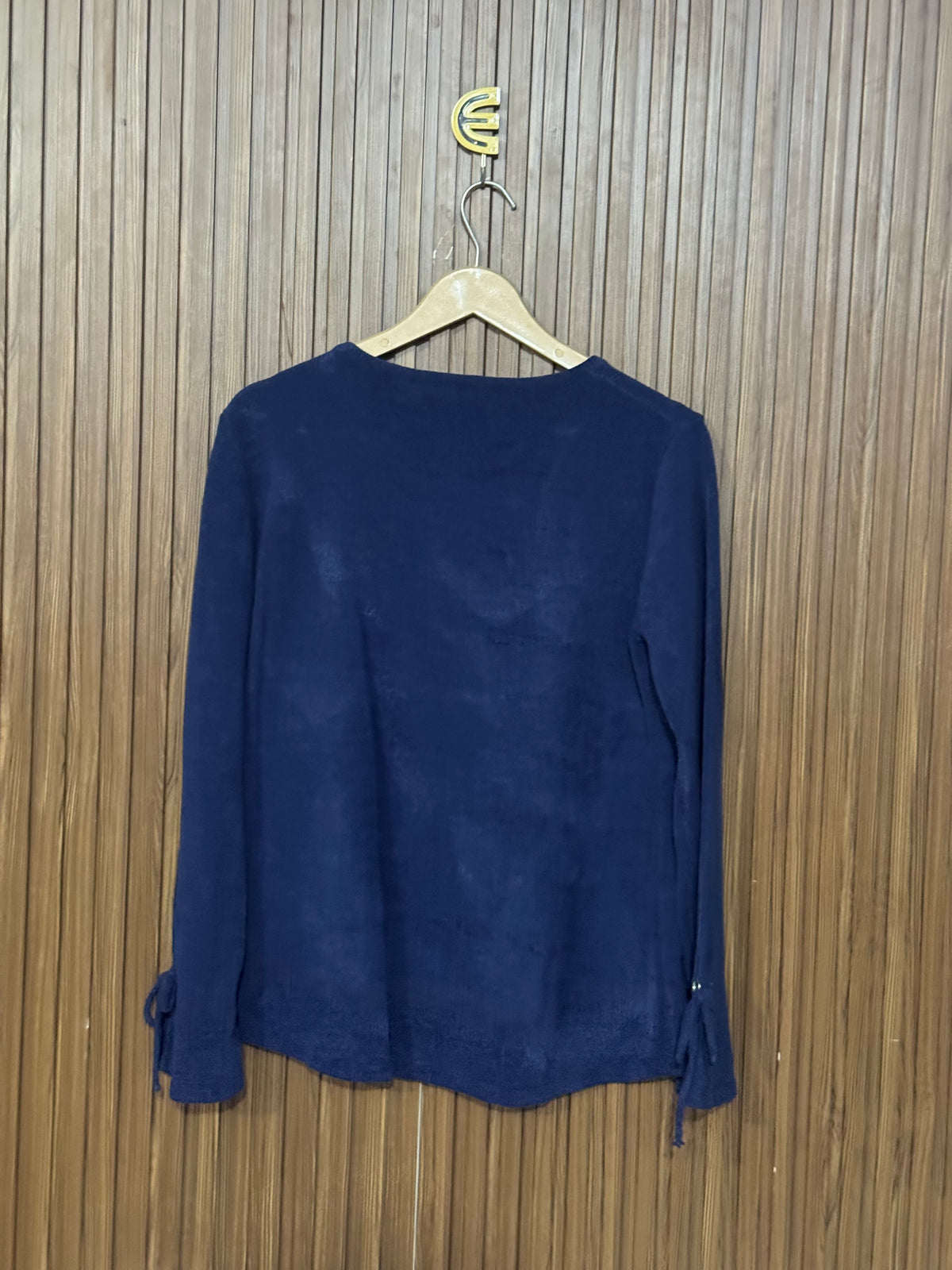 Chest 19 Length 24 Glow Top