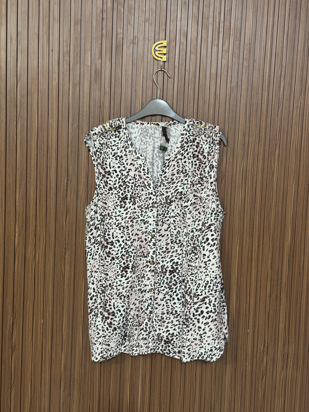 Leopard Print Sleeveless Top