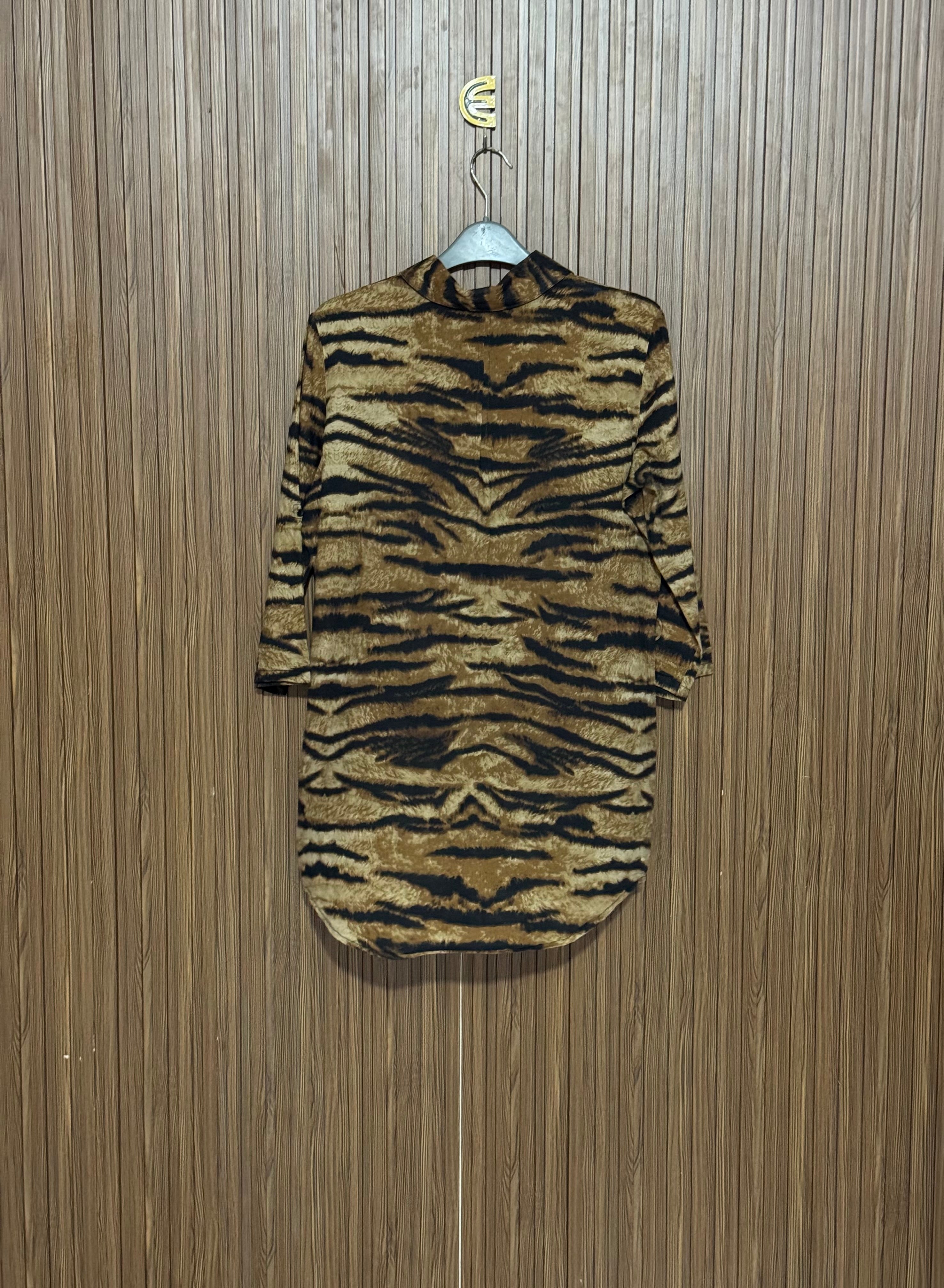 Chest 19 Length 30 Fabric Shifon Tiger Print Casual Top