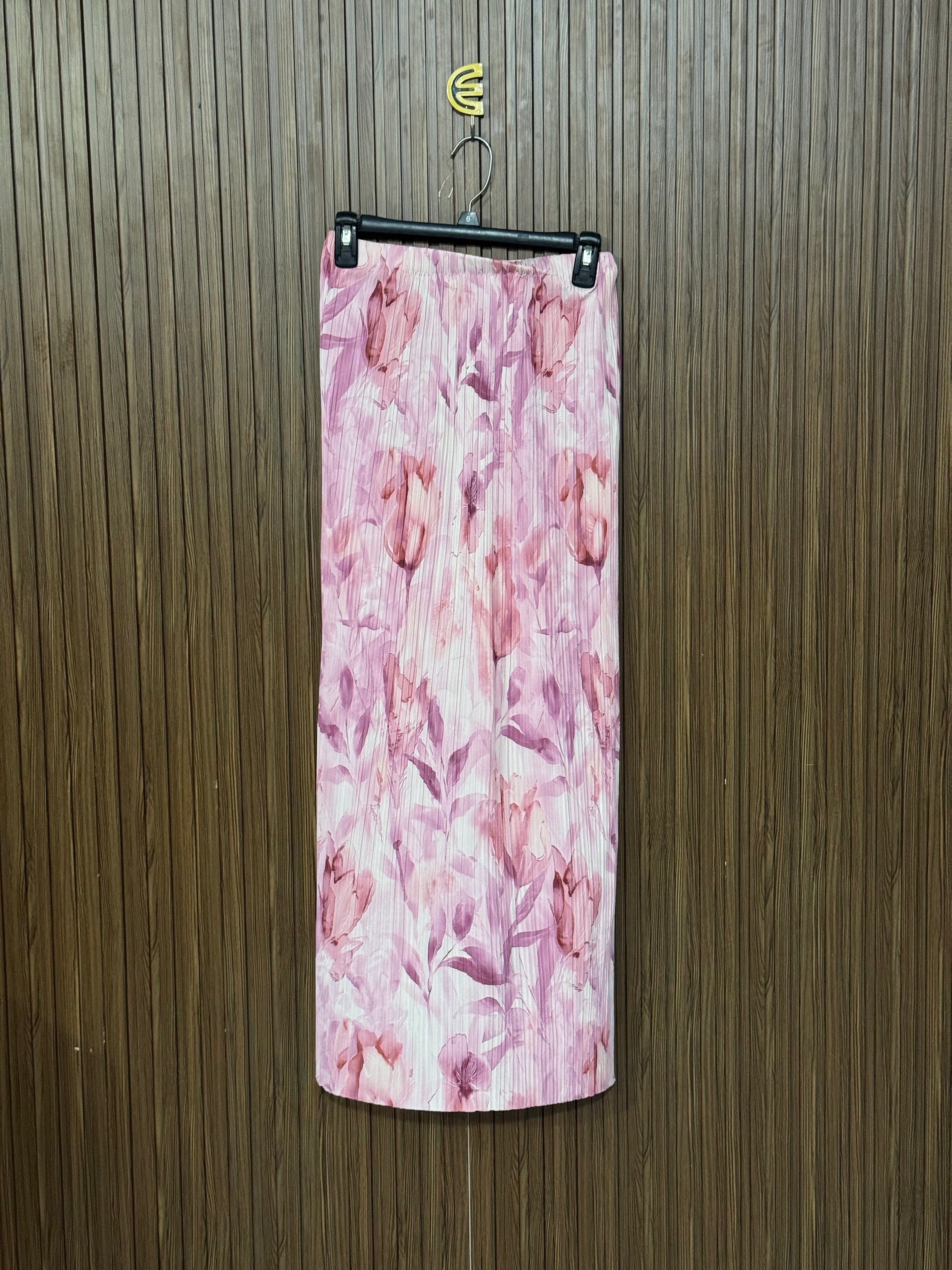 Waist 24 to 30 Length 38 Fabric silk Trendy Denim Skirt