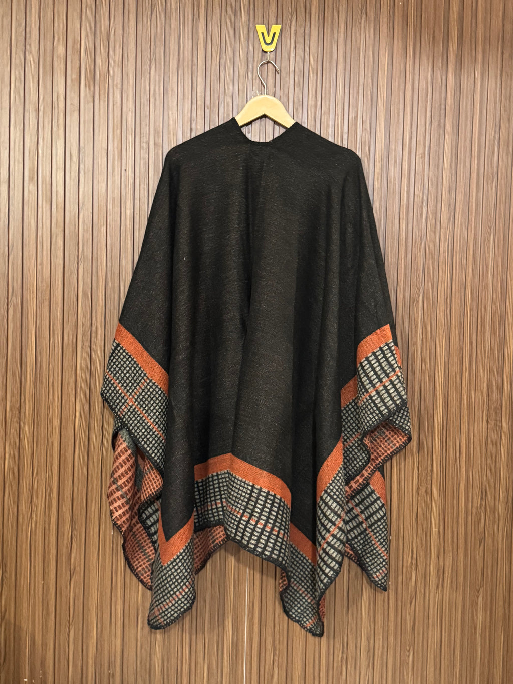 Western Floral Glow Shawl