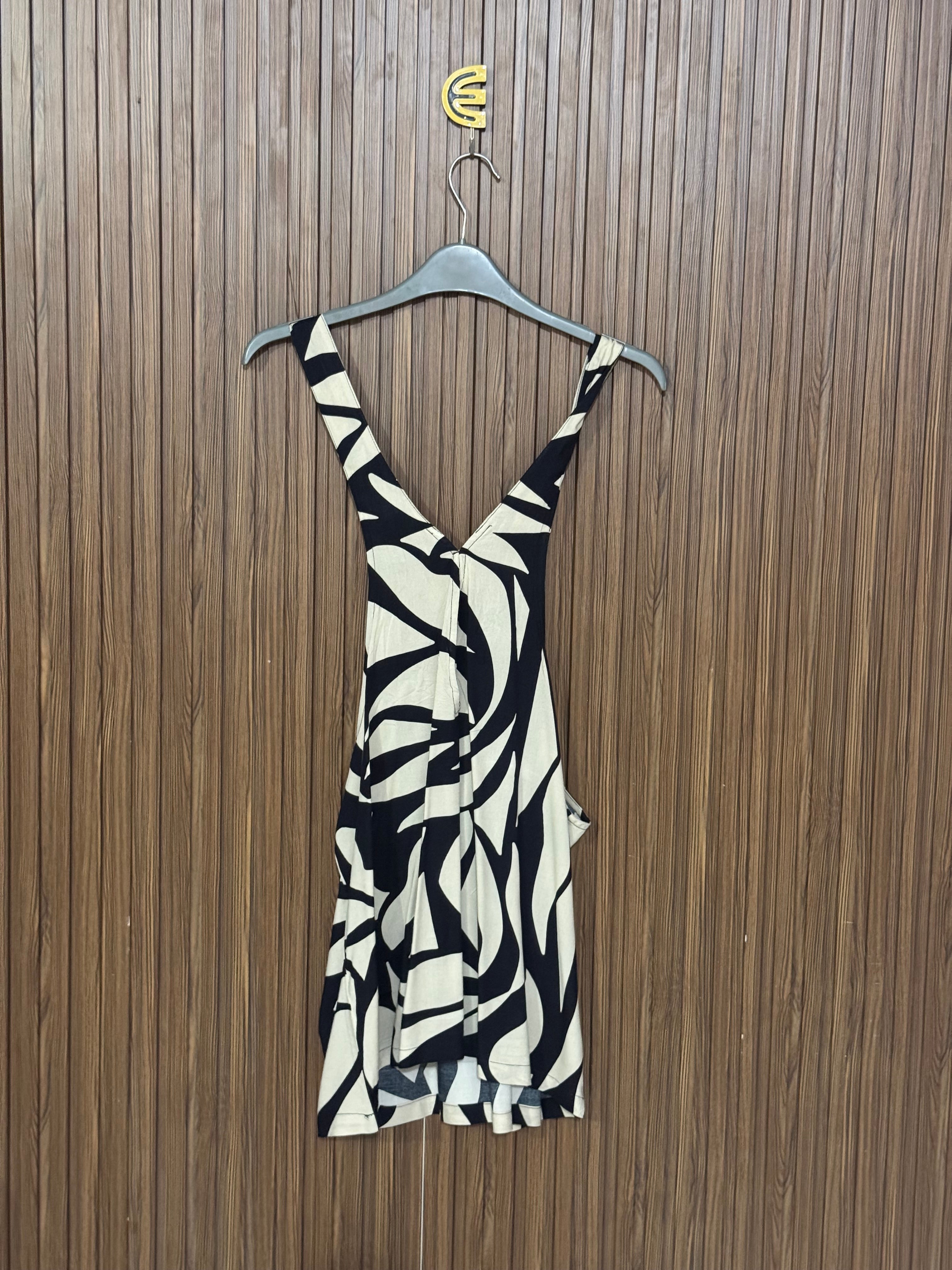Black and Cream Abstract Sleeveless Top