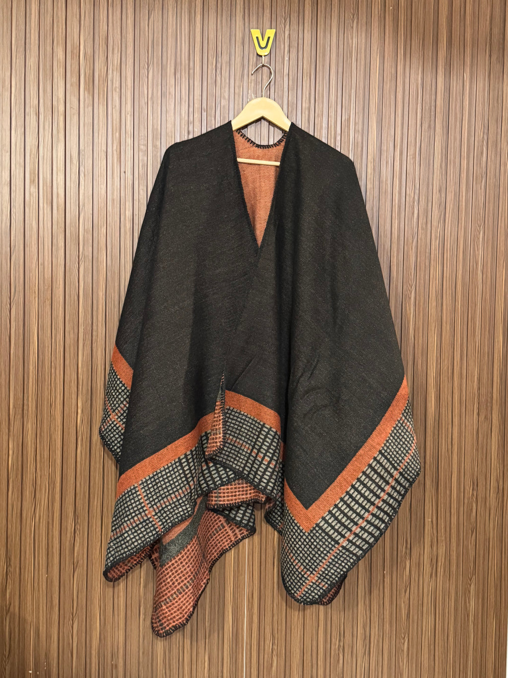 Western Floral Glow Shawl