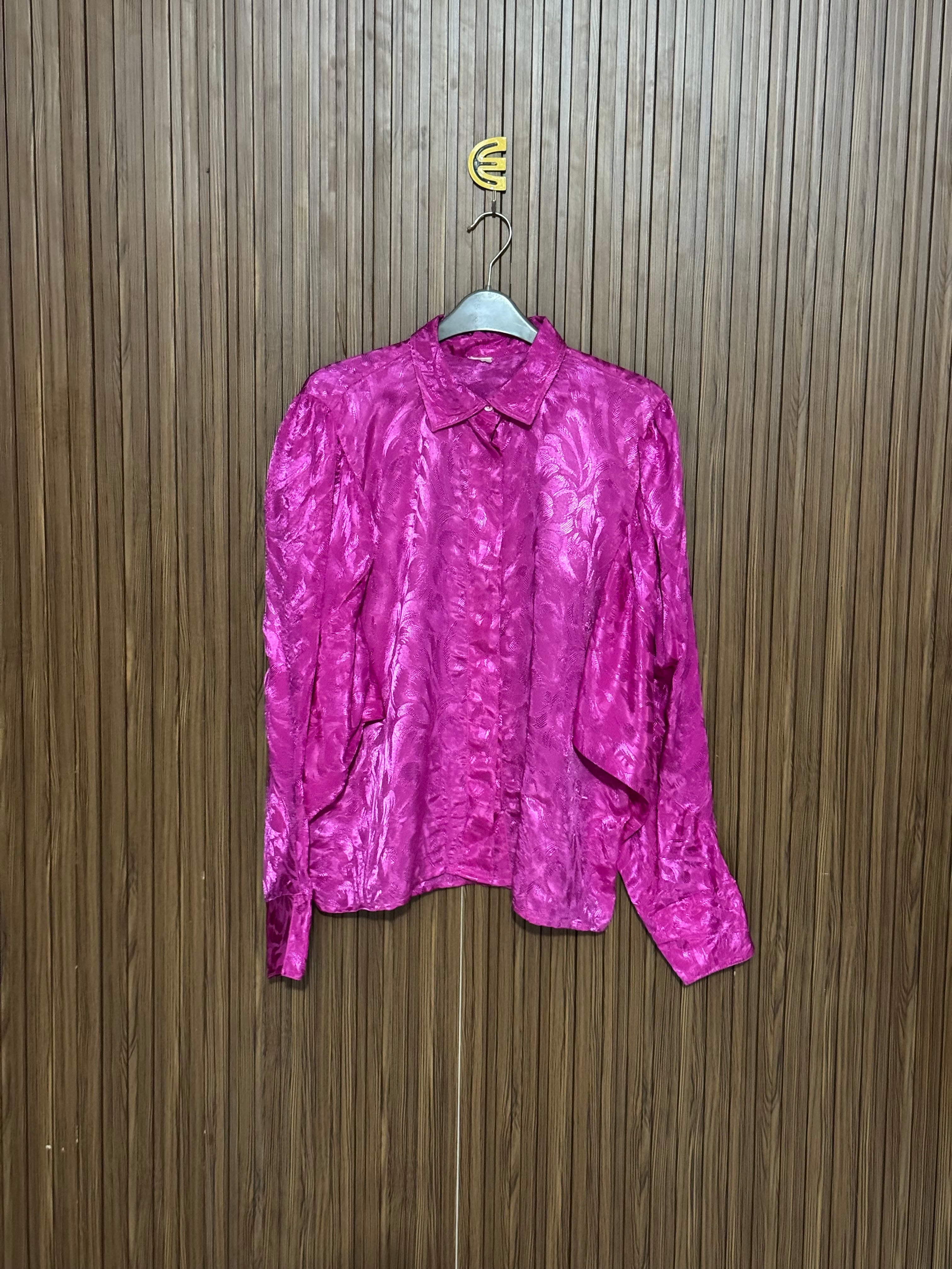 Chest 23 Length 24 Fabric Silk Pink Shirt Style Top