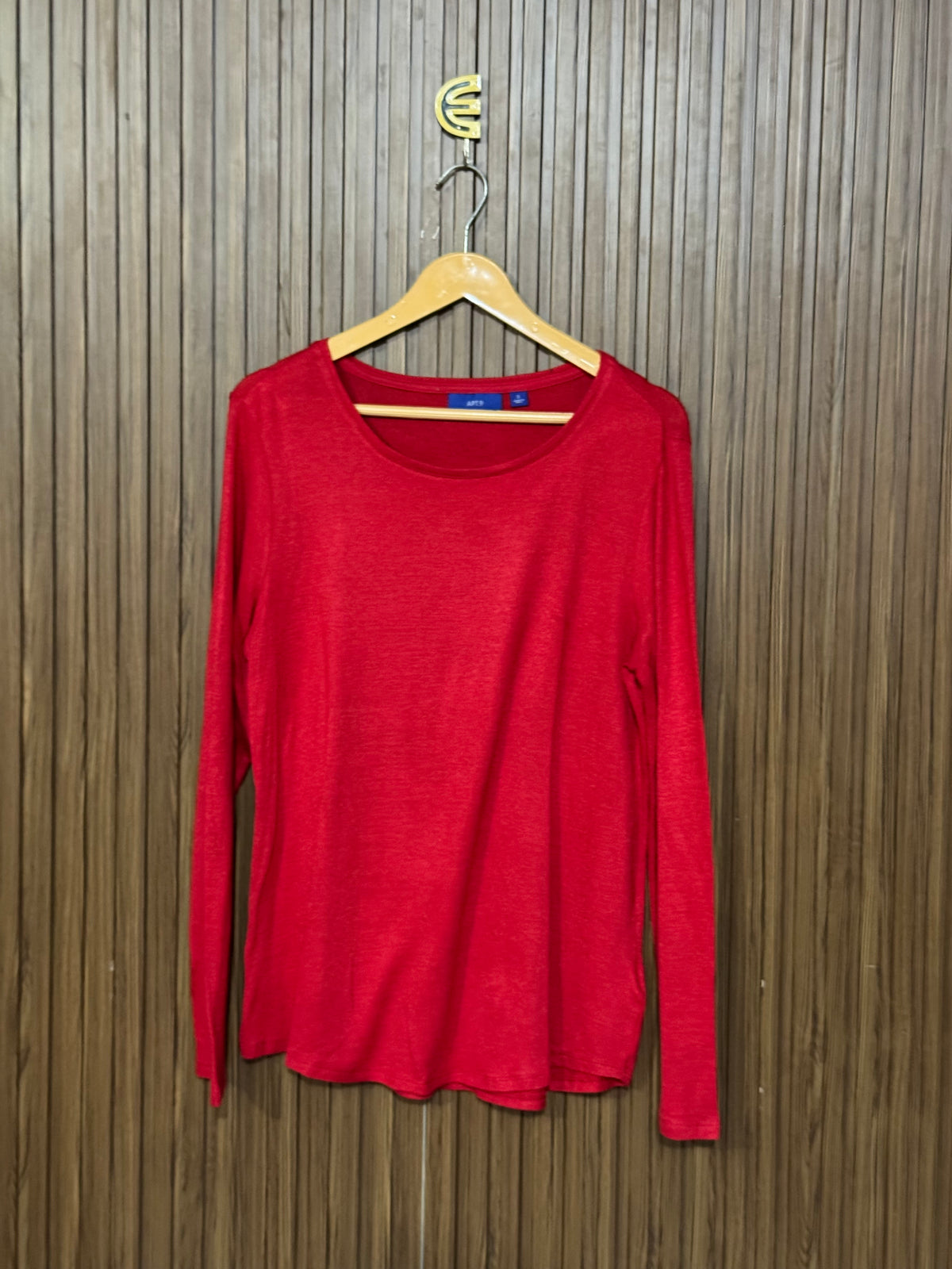 Chest 19 Length 25 Daisy Top