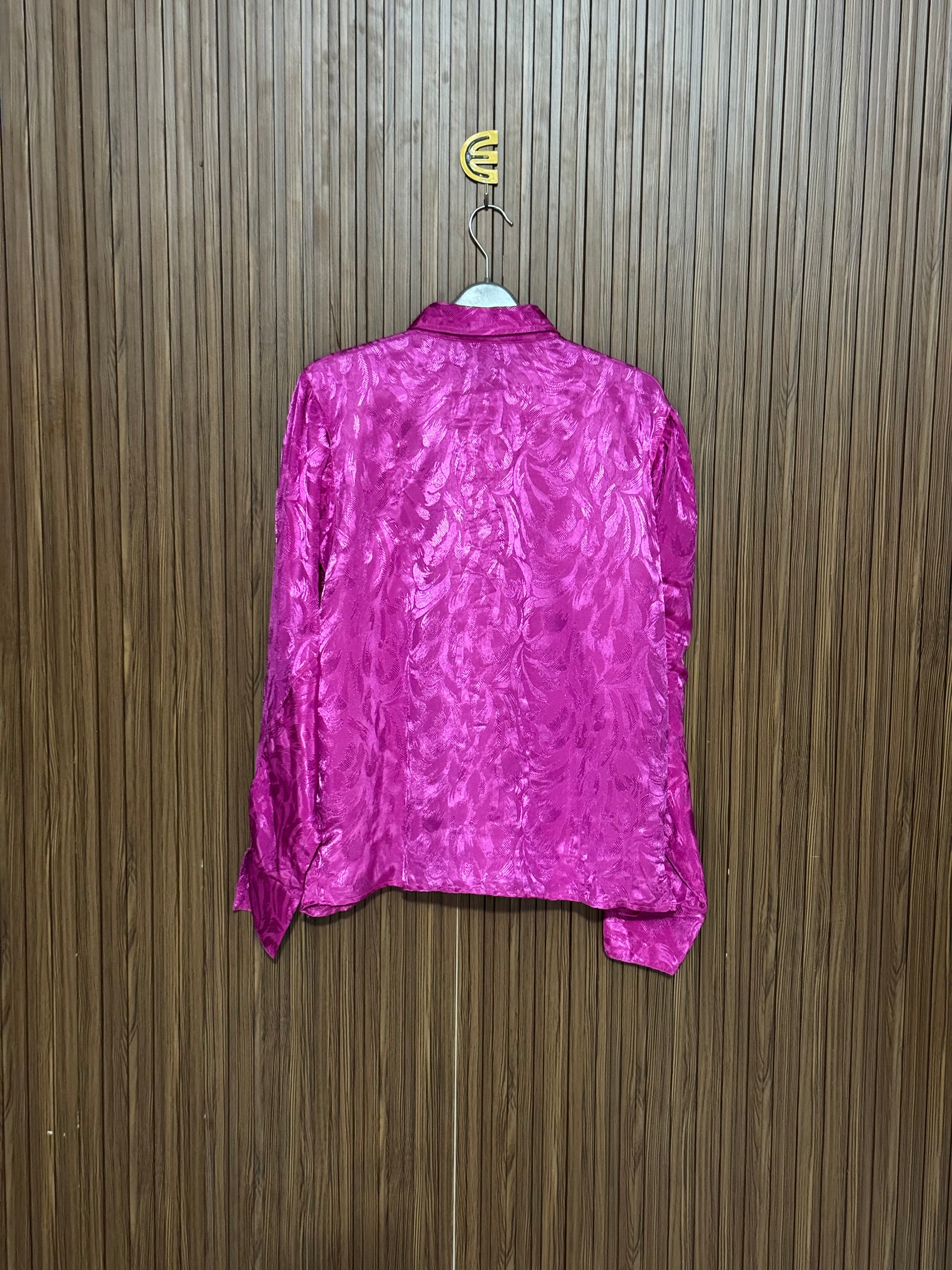 Chest 23 Length 24 Fabric Silk Pink Shirt Style Top