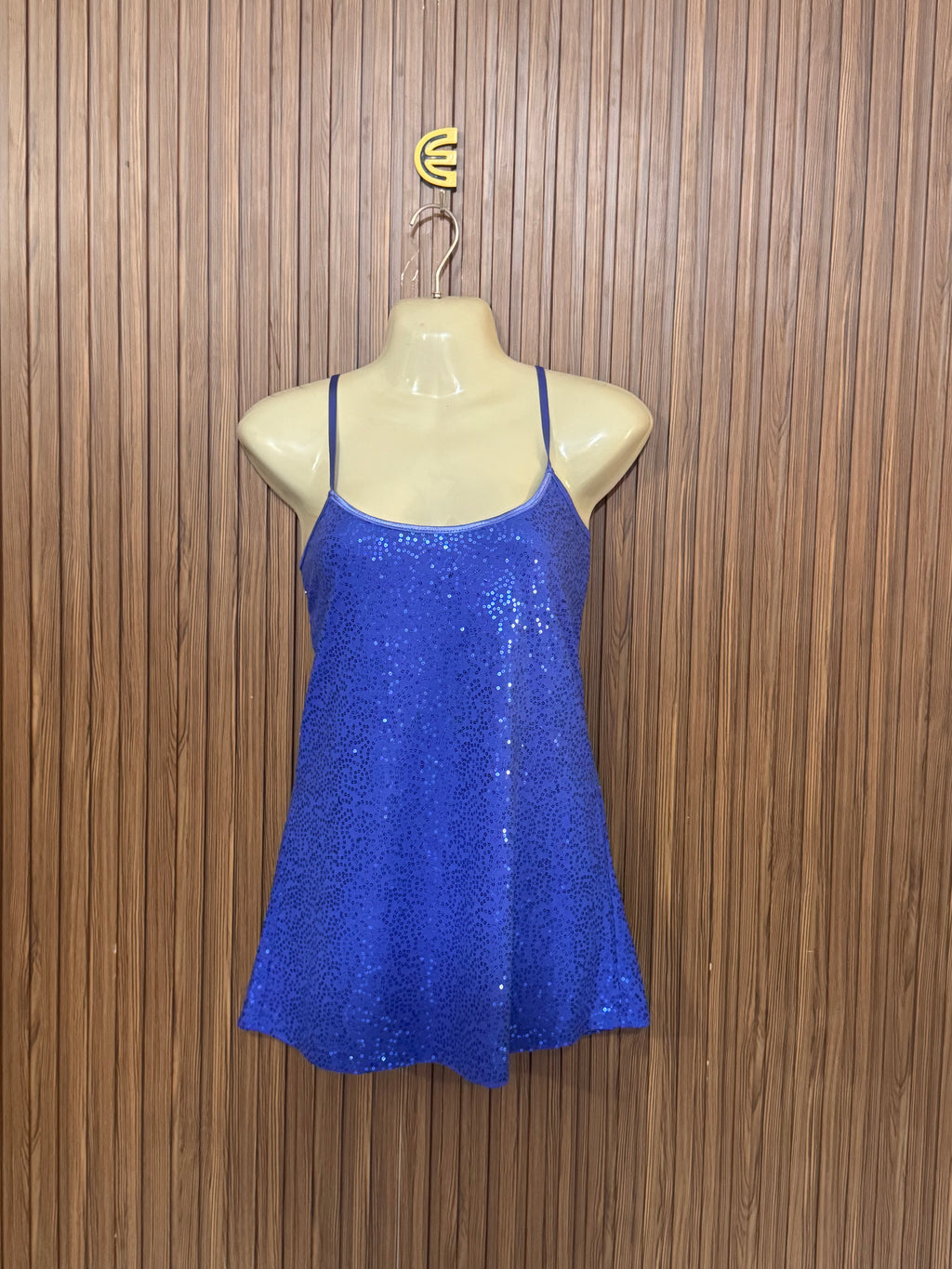Chest 18 Length 27 Elegant Charm