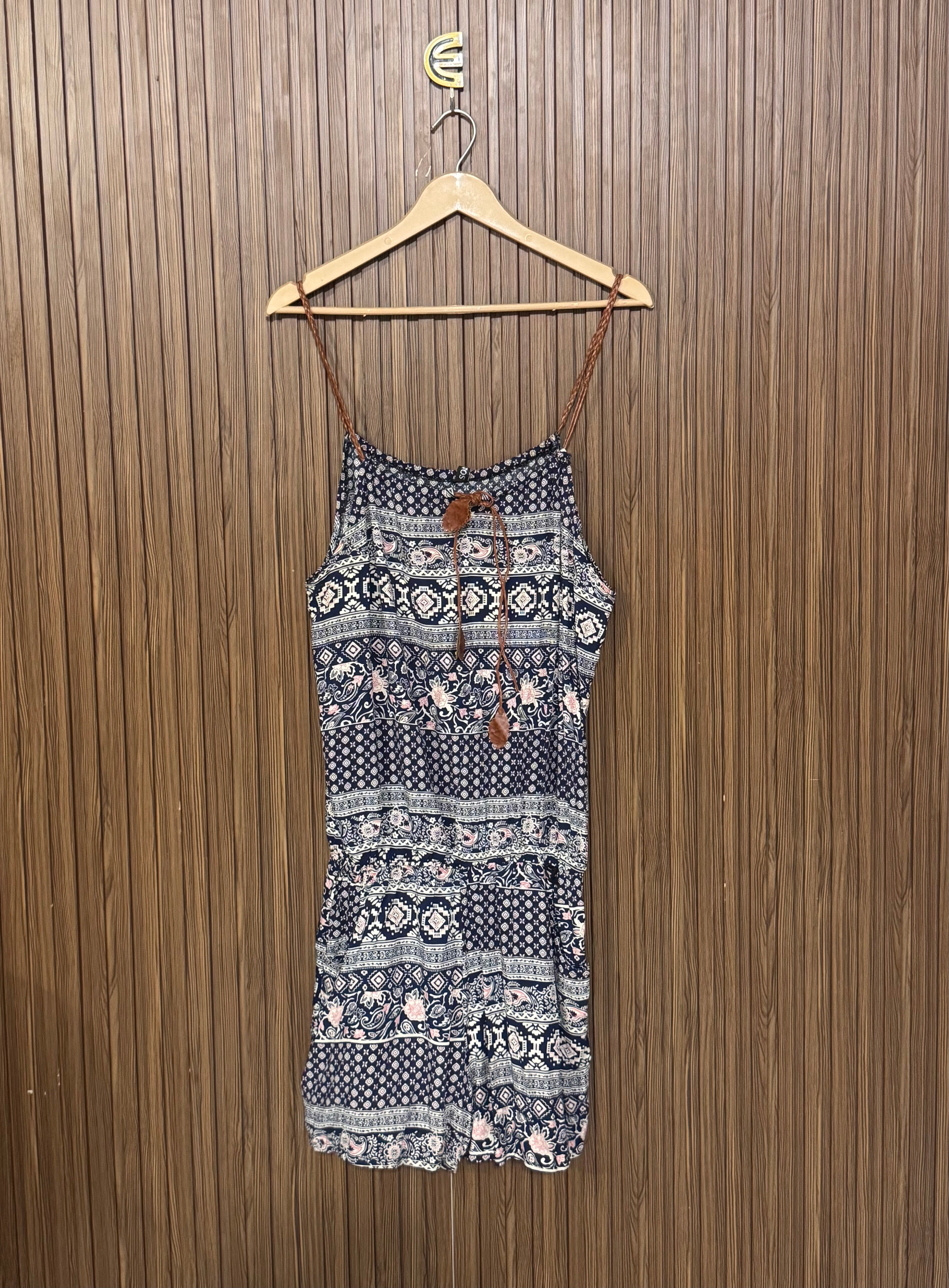 Chest 18 Length 38 Fabric Linen Modern Sleeveless