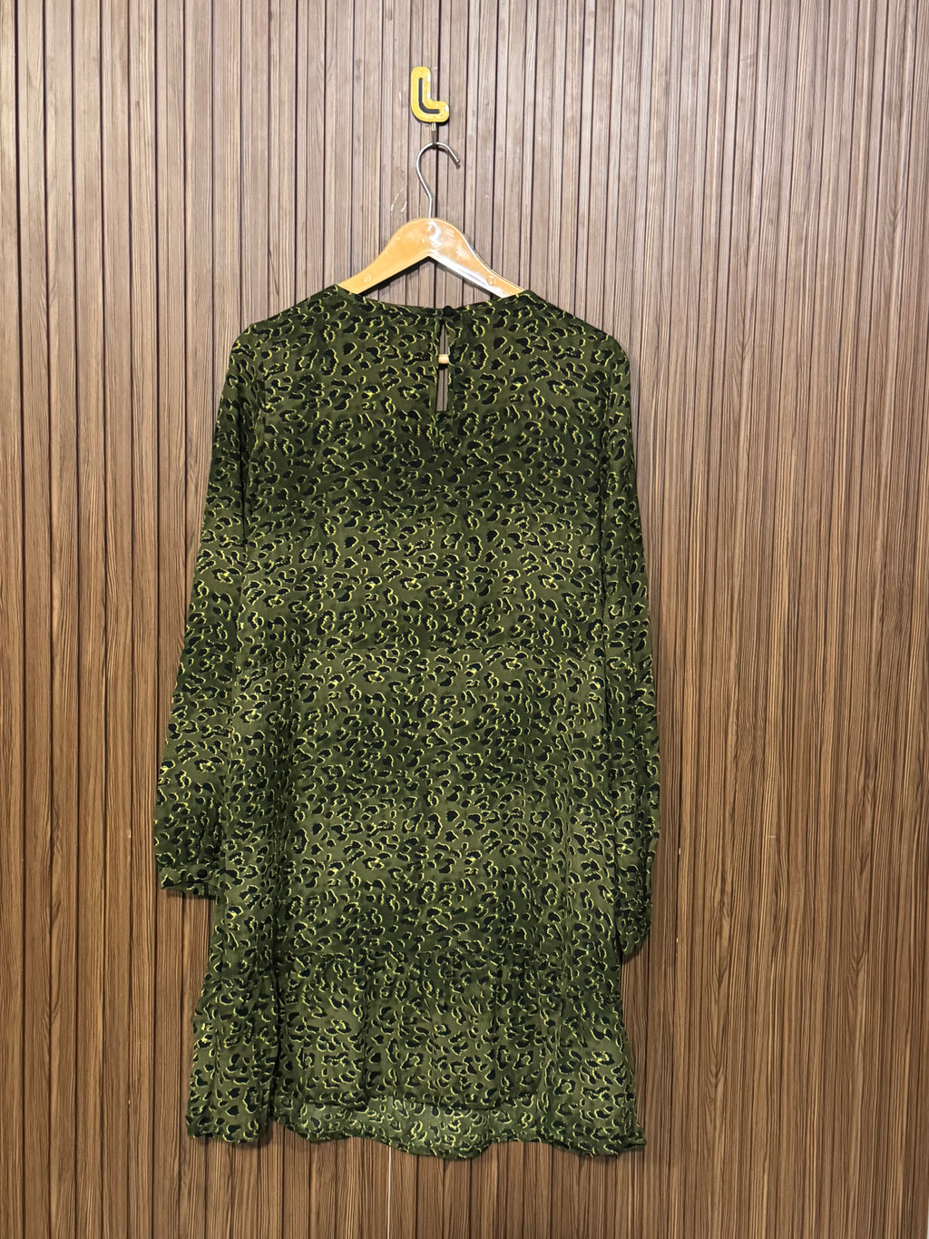 Chest 18 Length 35 Fabric Silk Shifon Long Top