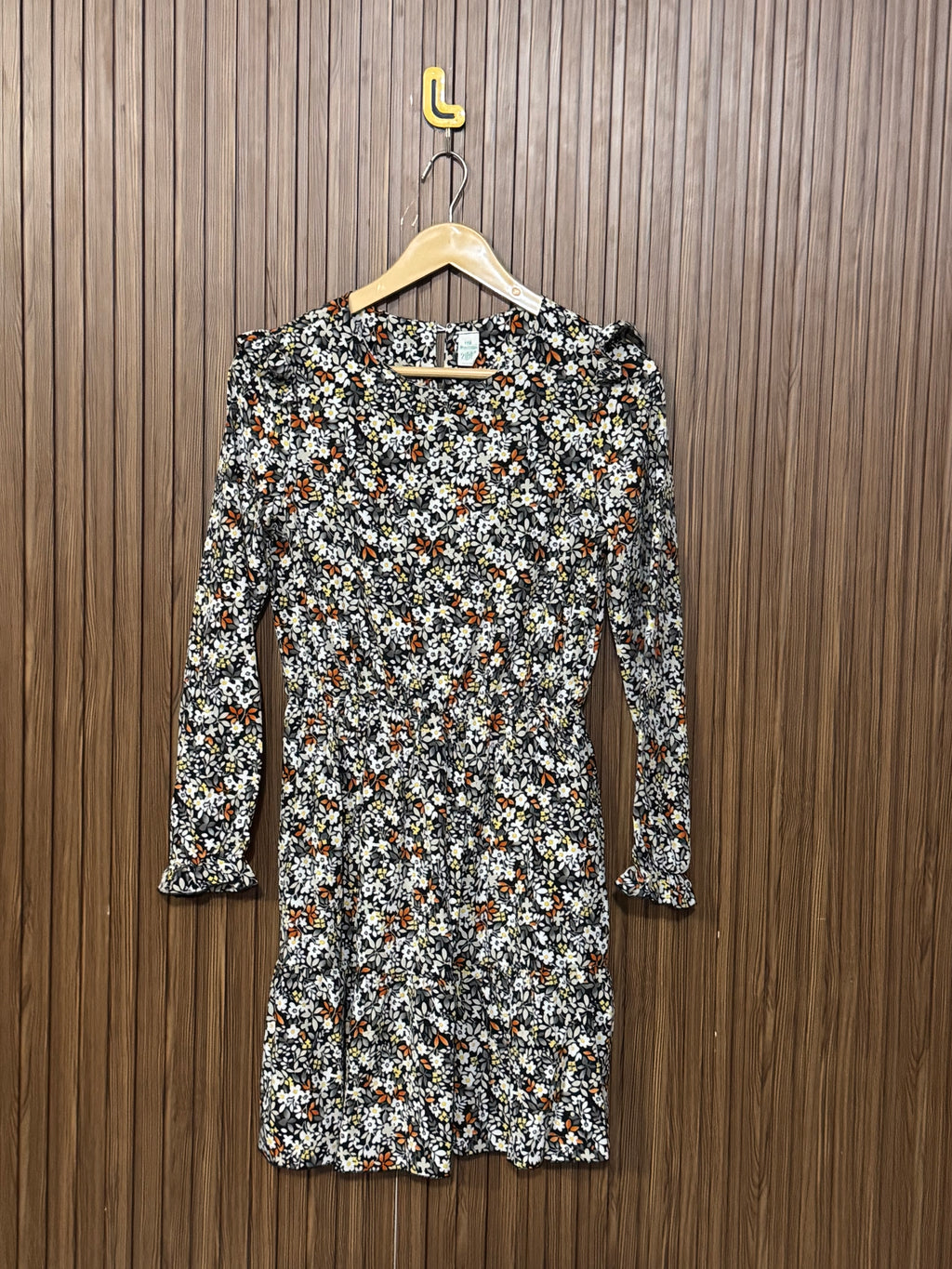 Chest 15 Length 32 Fabric Silk Frill Long Top