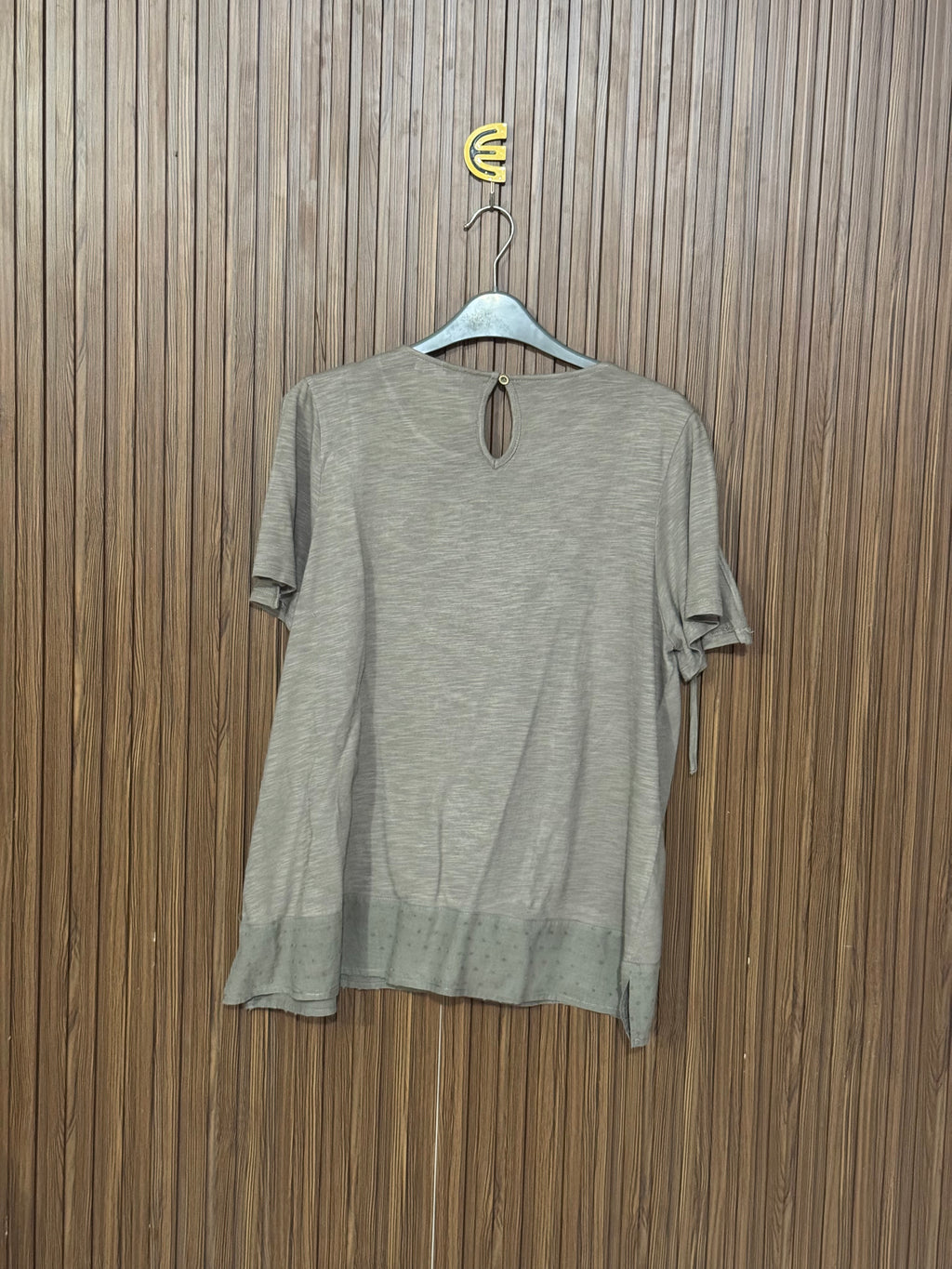 Green Scoop Neck Sleeveless Top