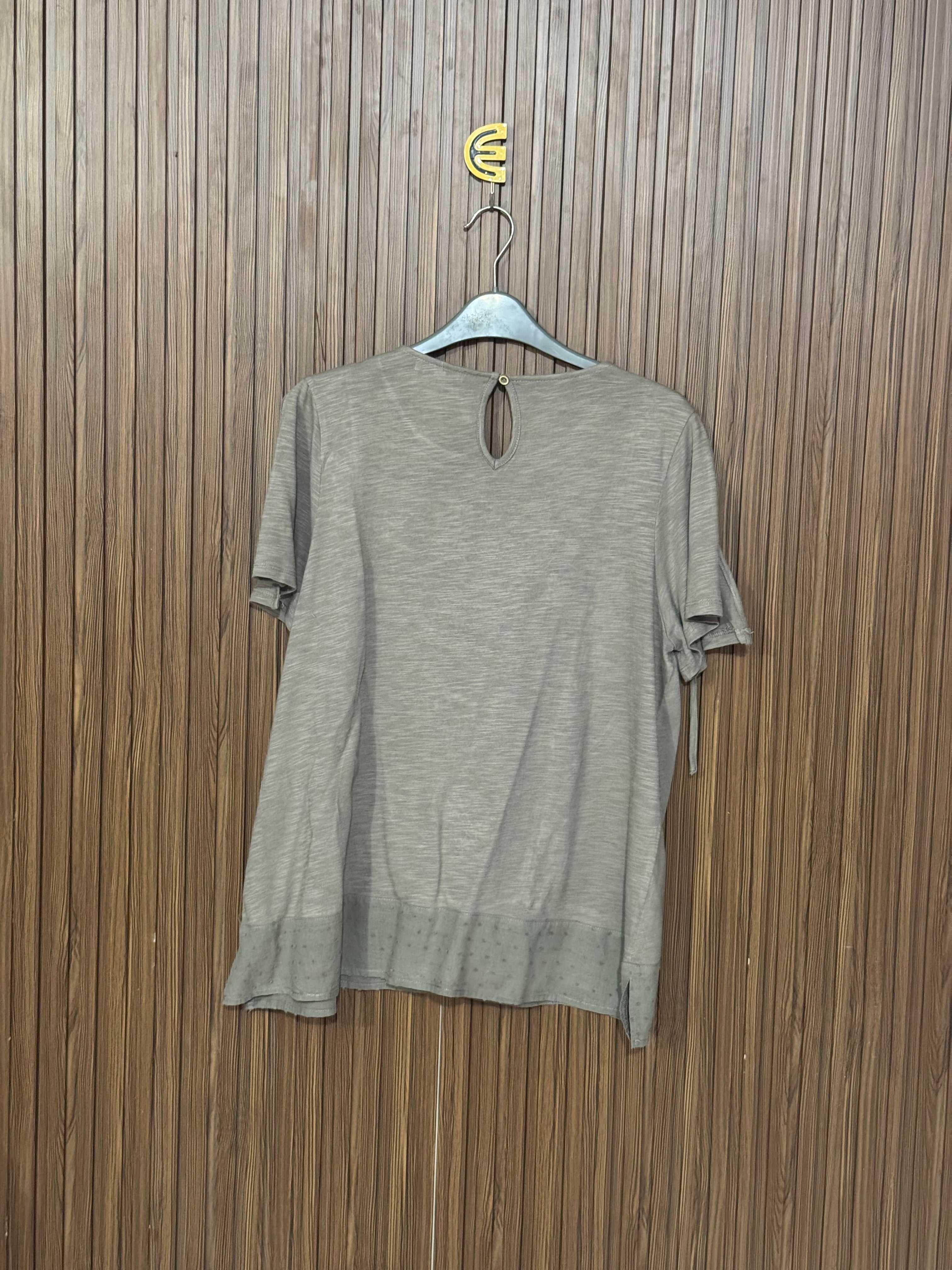 Green Scoop Neck Sleeveless Top