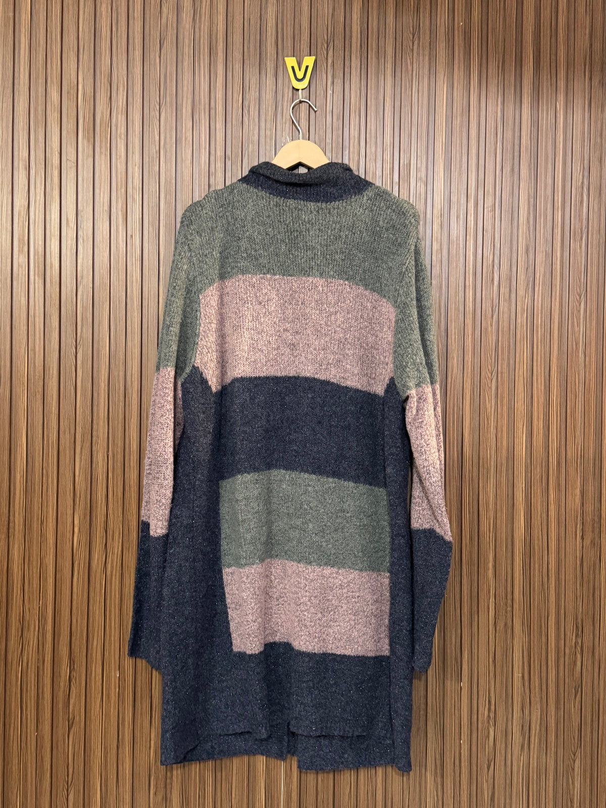 Chest Medium Length 39 Long Cotton Front Open