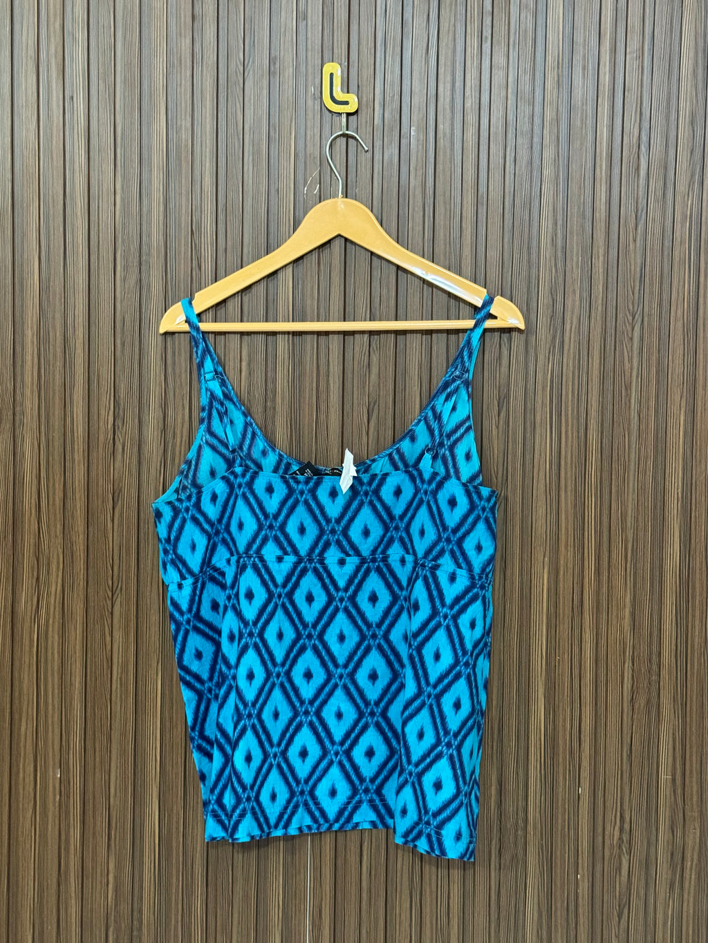 Chest 18 Length 24 Fabric Silk Satin Sleeveless