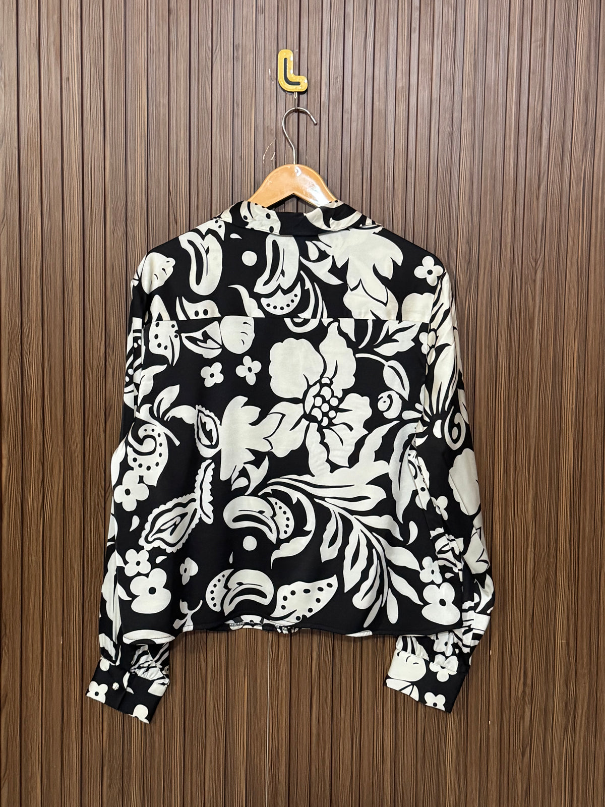 Chest 22 Length 21 Fabric Silk Printed Silk Full Sleeves