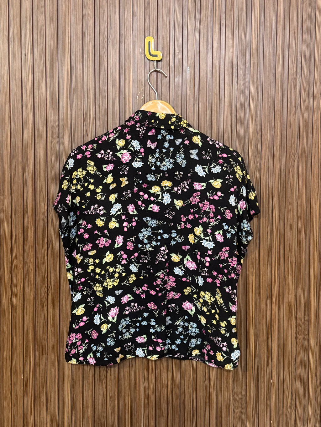 Chest 21 Length 20 Fabric Silk Knotted Crop Top