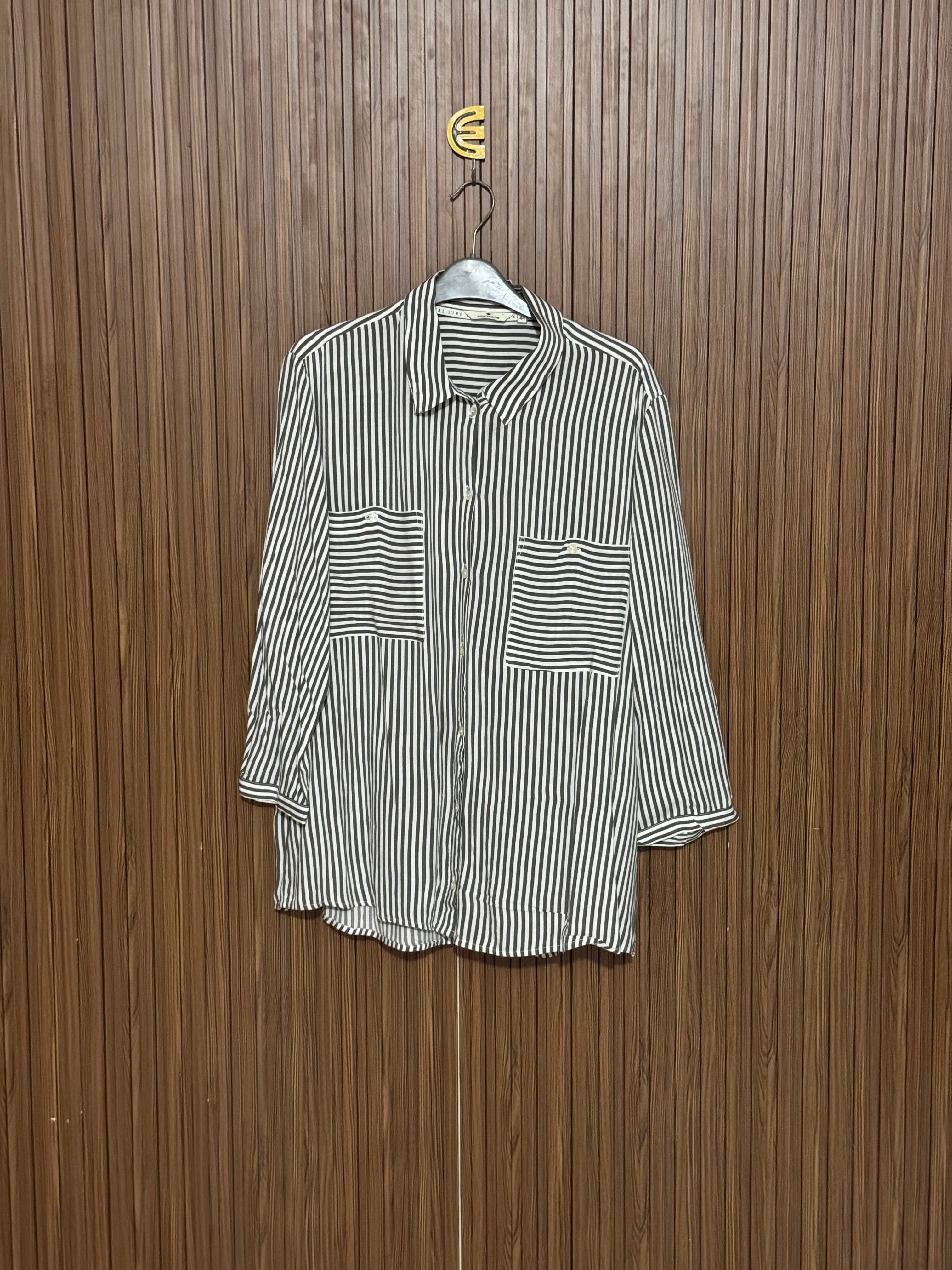 Chest 24 Length 28 Fabric Nylon Striped Shirt Top