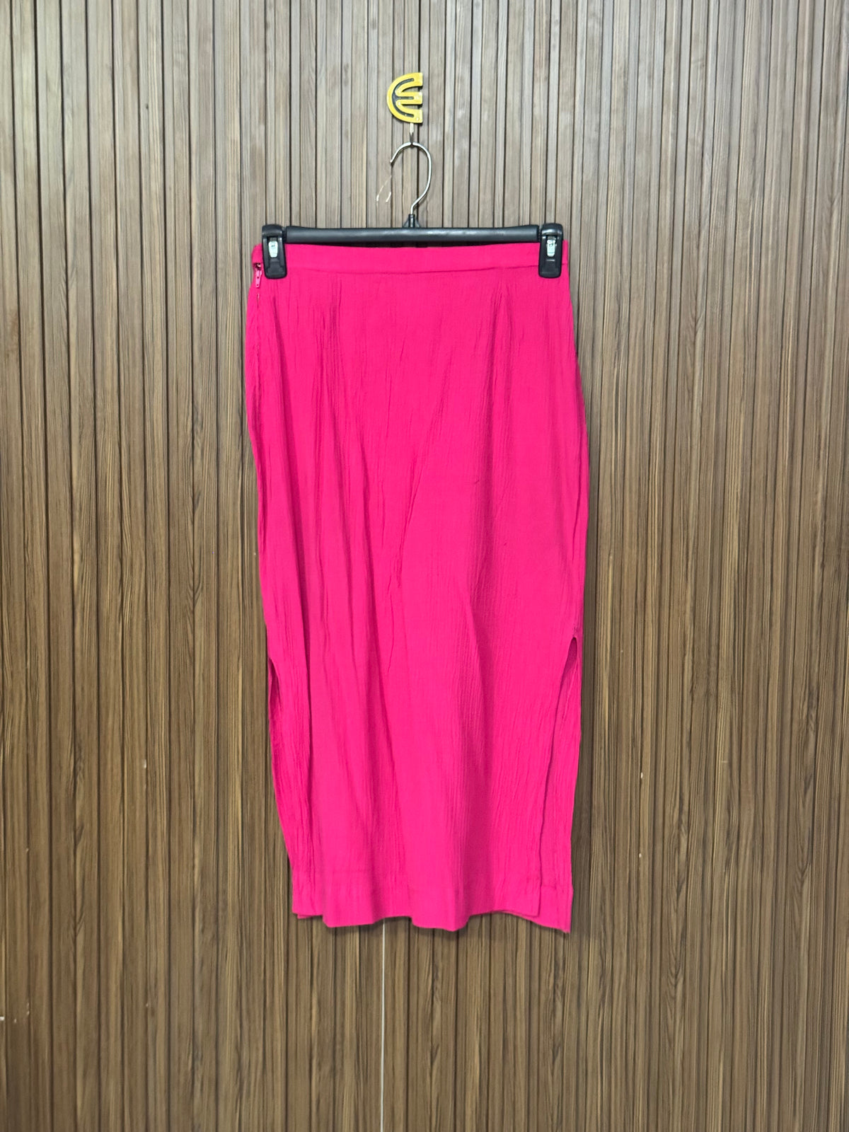 Waist 28 Length 31 Fabric silk Casual Midi Skirt