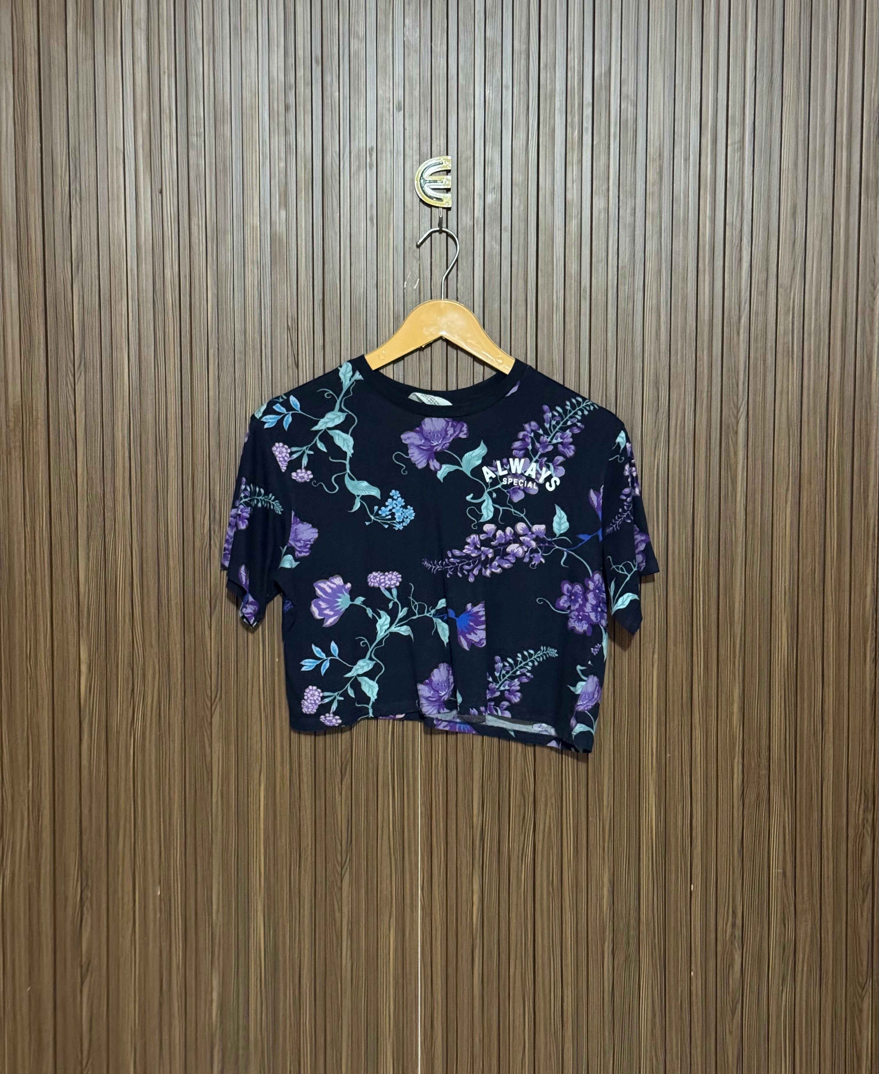 Chest 18 Length 15 Purple Floral