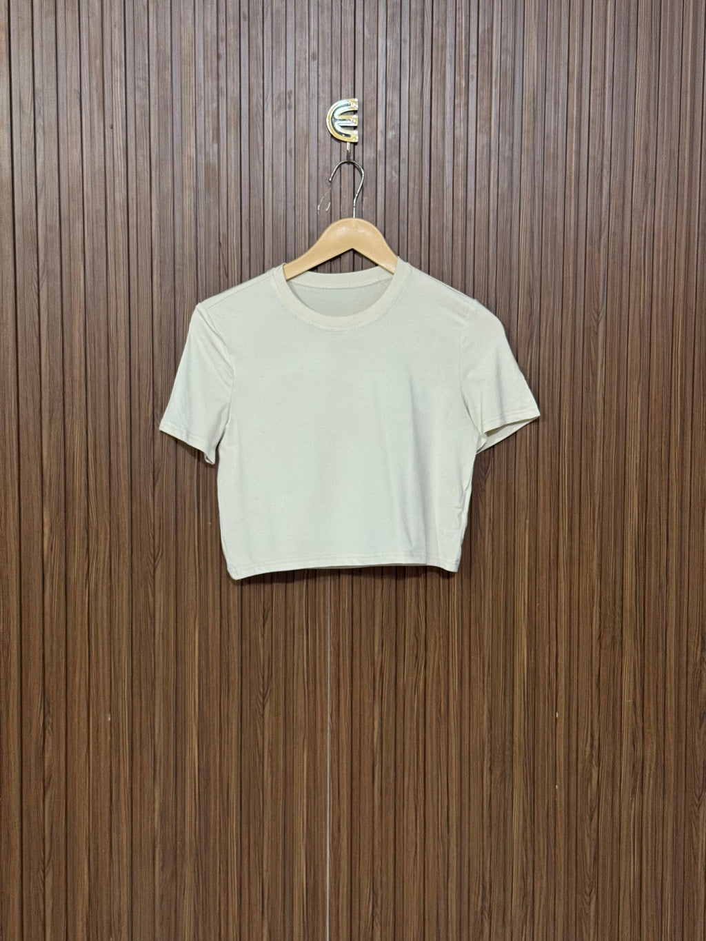 Chest 16 Length 16 Casual Cream Tee