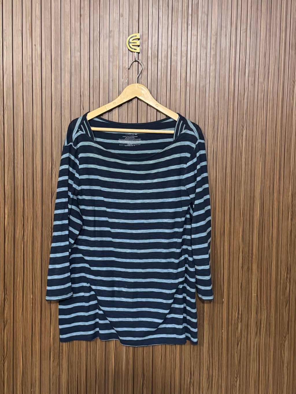 Chest 23 Length 27 Nova Top