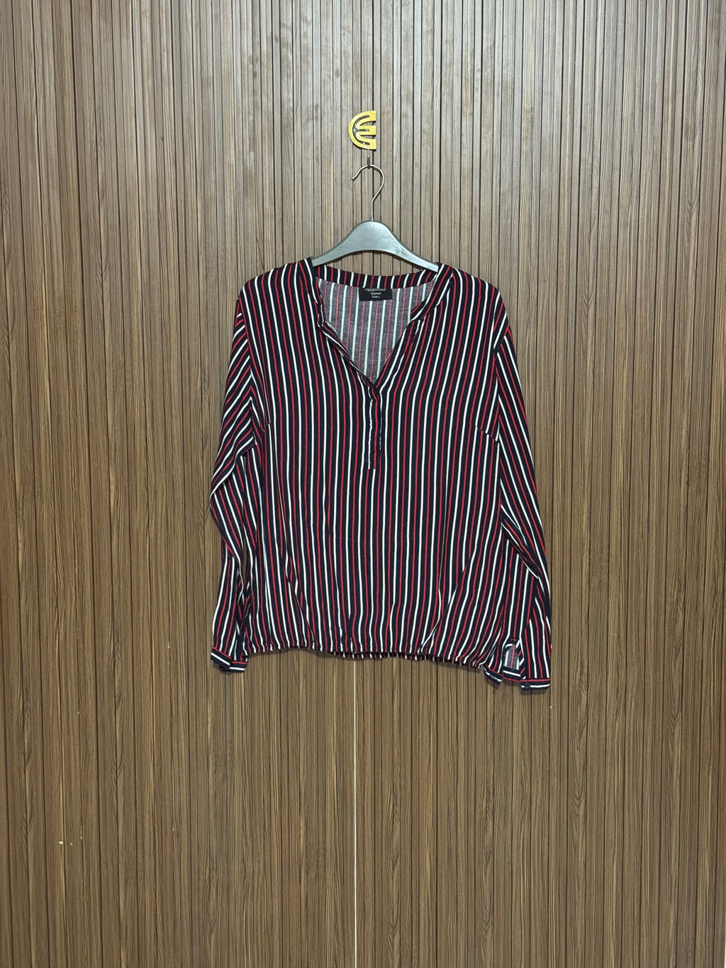 Chest 21 Length 24 Fabric Nylon Casual Vertical Striped Top
