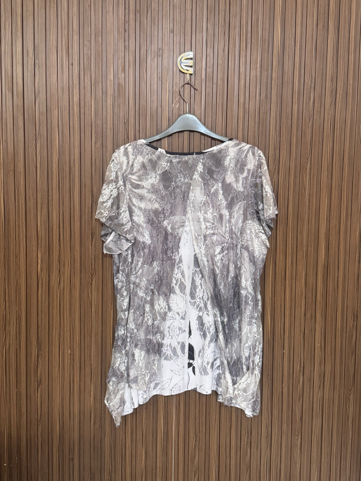 Chest 23 Length 28 Fabric Net White Print