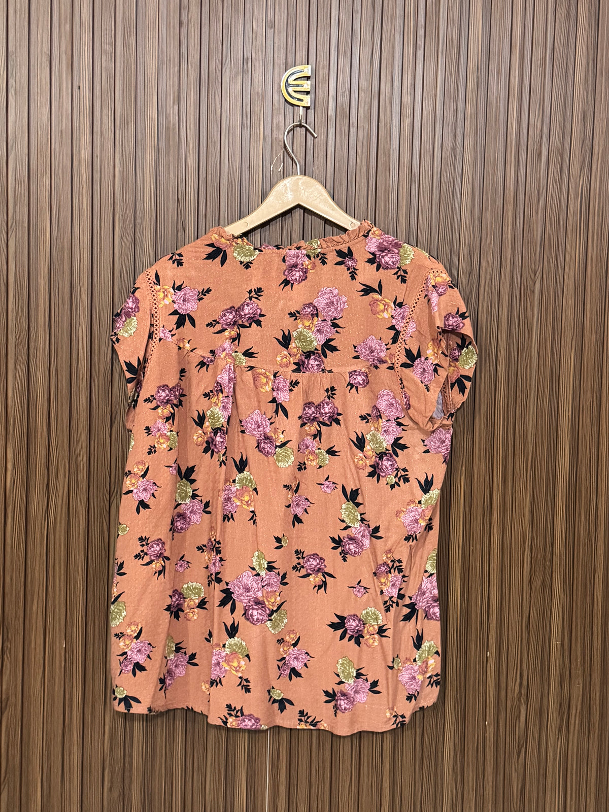 Chest 22 Length 27 Fabric Silk Stylish Outfit