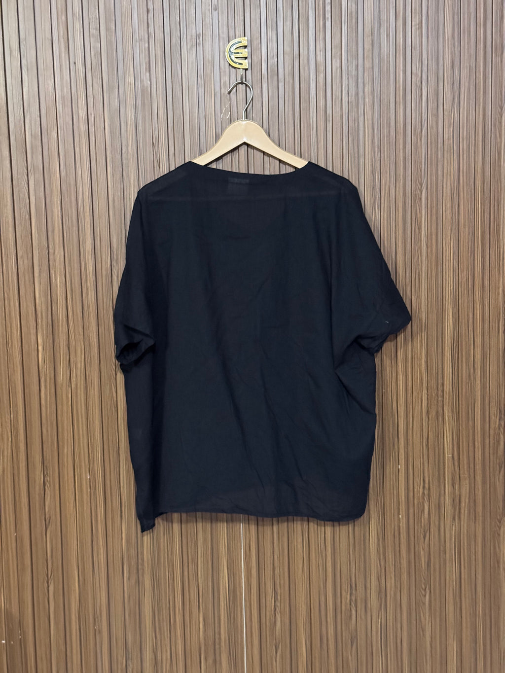 Chest 28 Length 25 Fabric Silk Casual Sleeves