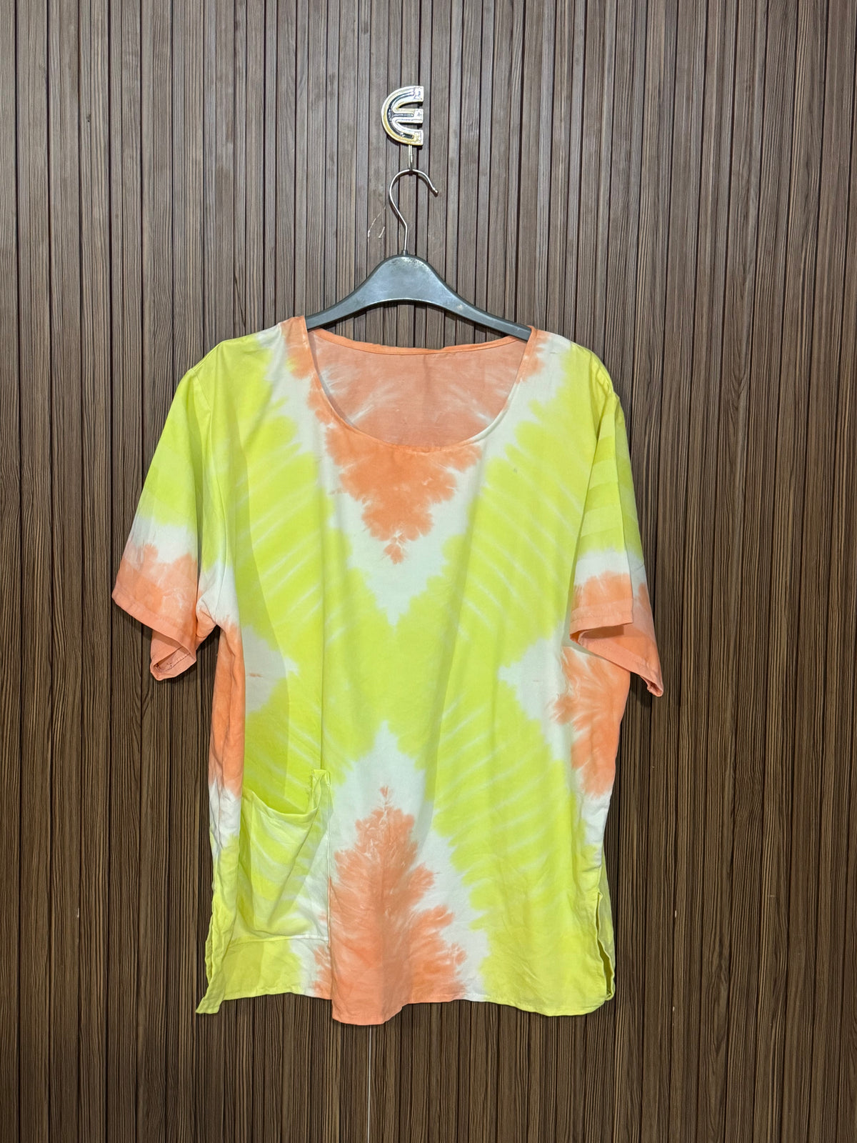 Chest 19 Length 26 Casual Glow