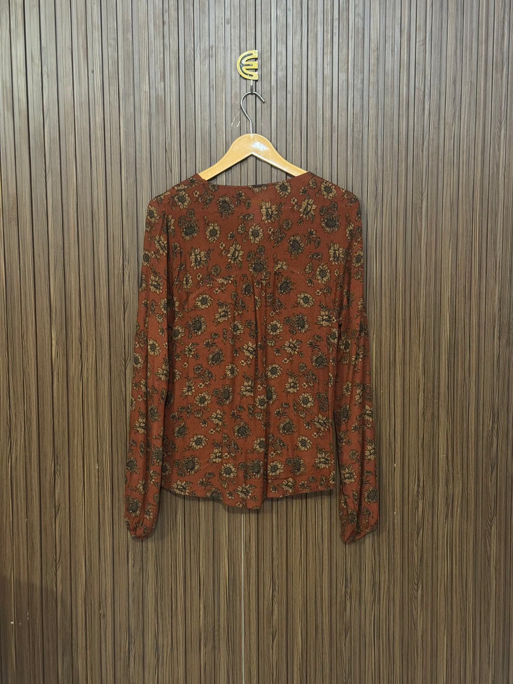 Chest 20 Length 22 Fabric Silk Basic Style V Neck