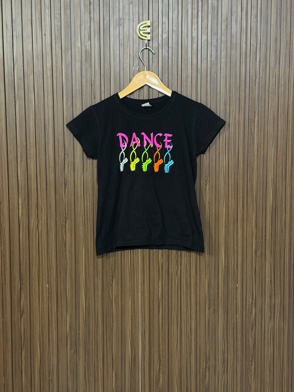 Chest 15 Length 18 Black Graphic Tee